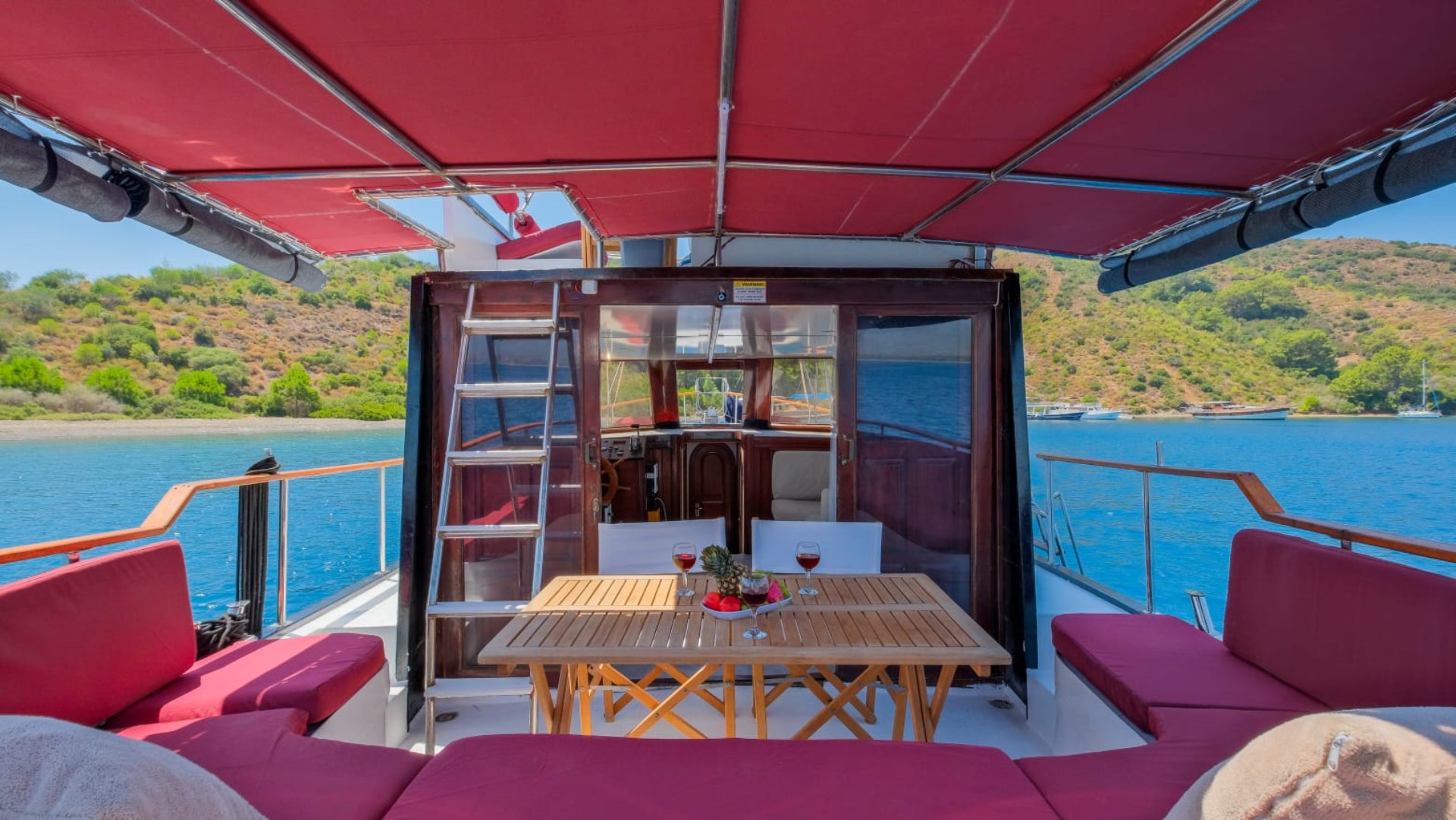 Fethiye Göcek Kiralık Gulet 2023 Refit 2 Kabin 13 Metre