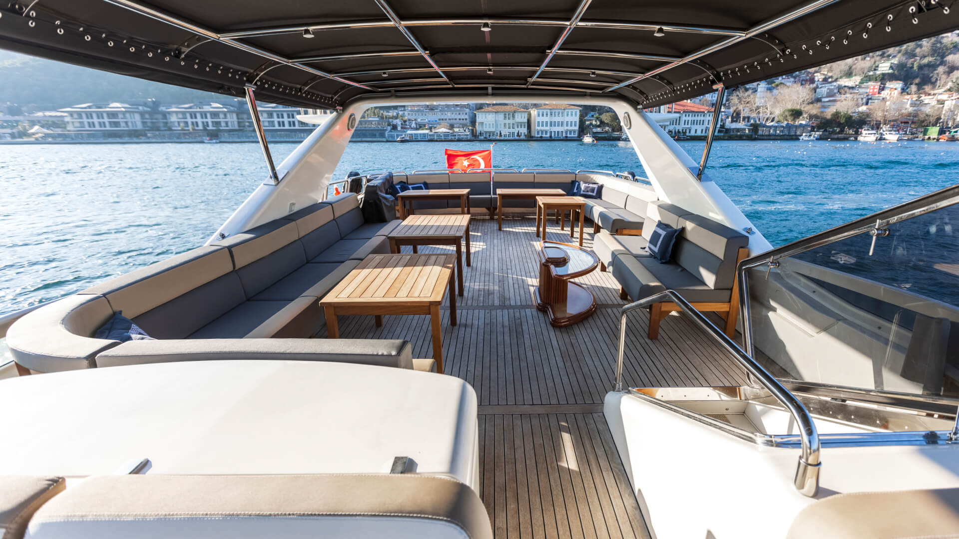 Göcek Delux Azimut 85 Kiralık 4 Kabin 28 Metre