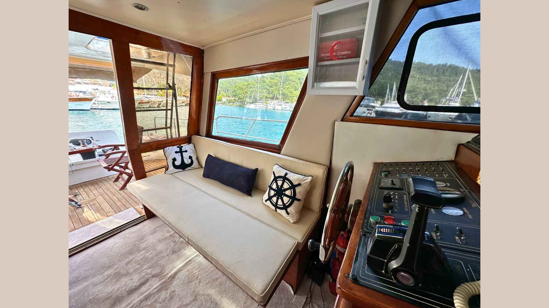 Göcek Koylarında Özel Motoryat Kiralama 