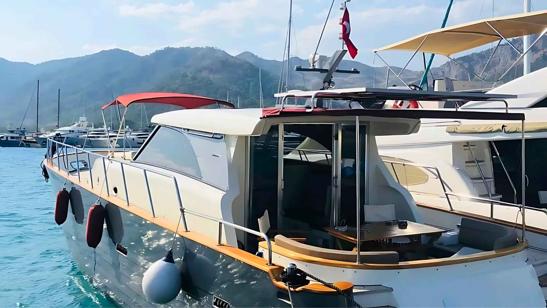 16 Metre Özel Yat Kiralama Göcek