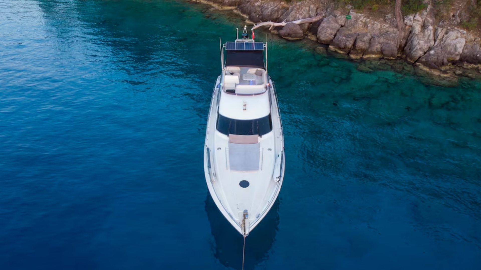 19 Metre Sunseeker Manhattan 62  3 Kabin Lüks Motoryat ile Göcek’te Tatil 