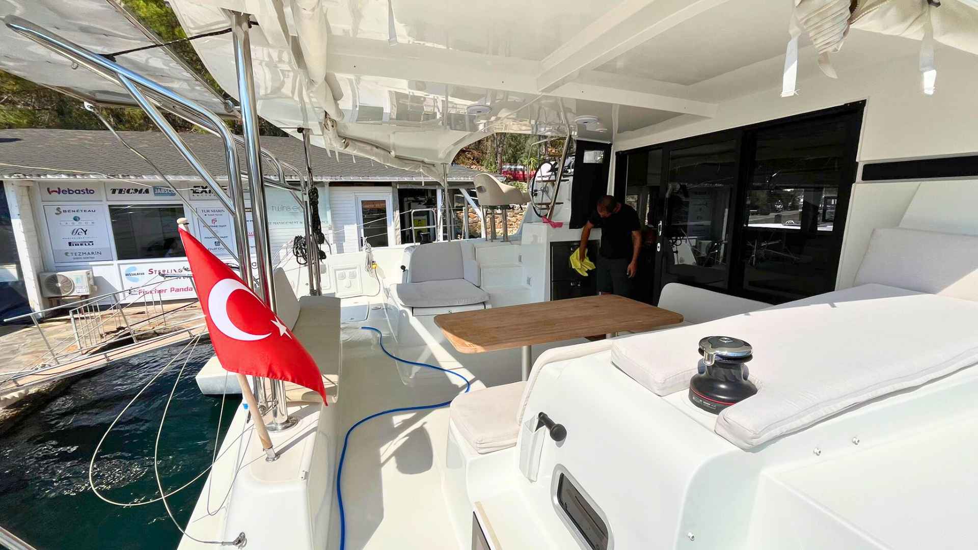 Lagoon 42 – Göcek’te Lüks Katamaran Kiralama Deneyimi