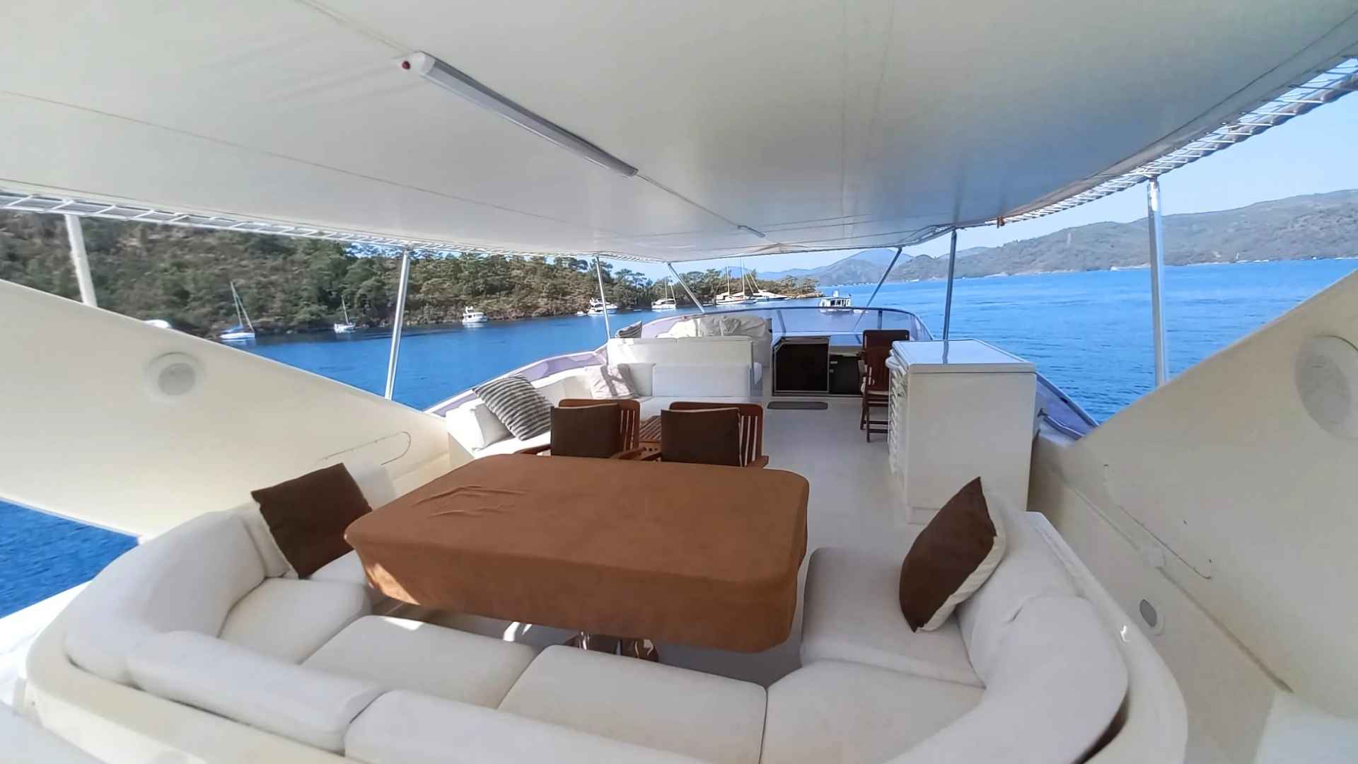 4 Kabin 24 M Motoryat Kiralama 