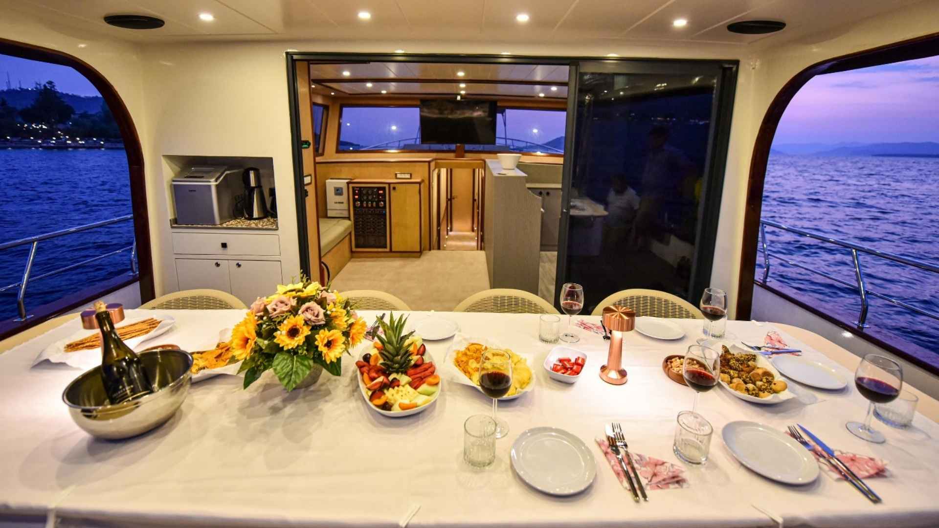 Fethiye ve Göcek’in Eşsiz Koylarında Lüks Gulet Tatili