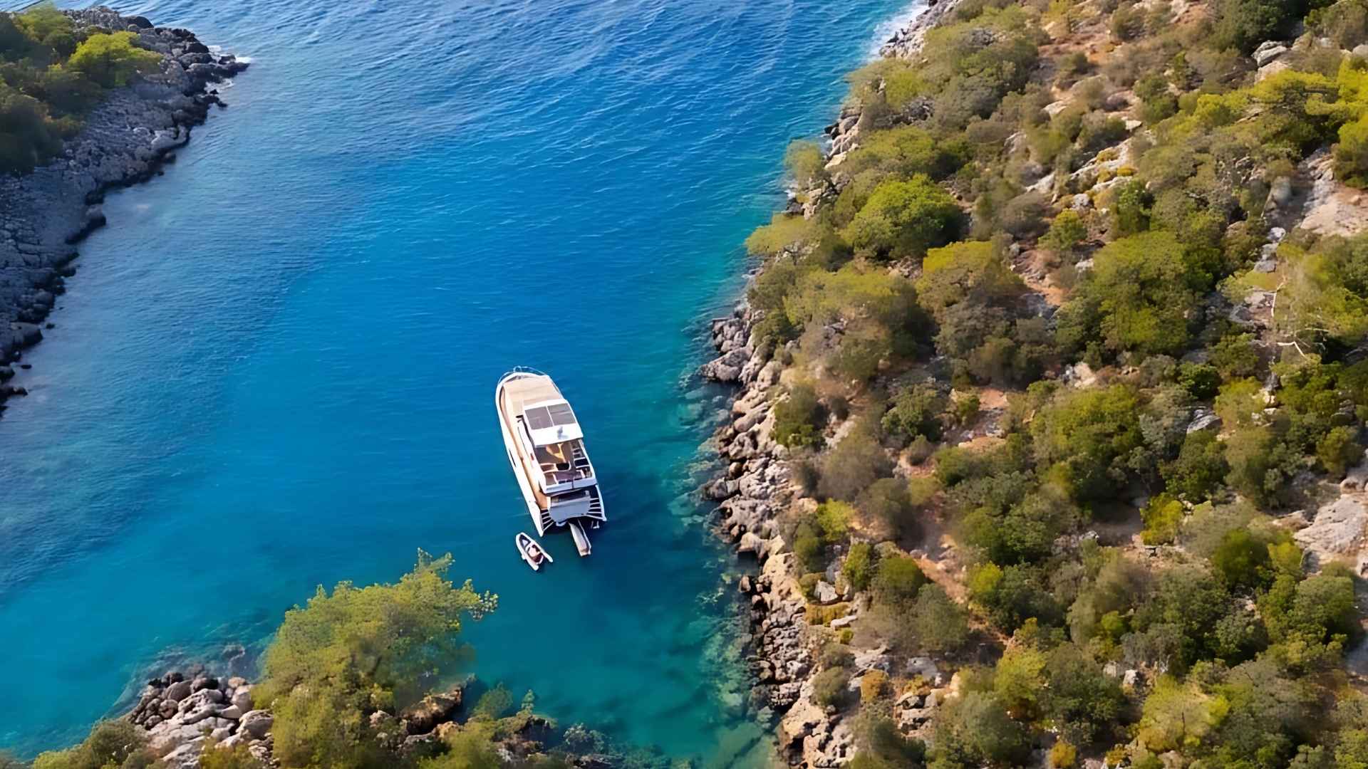 Göcek ve Fethiye’nin Büyüleyici Koylarında Modern Trawler Tatili