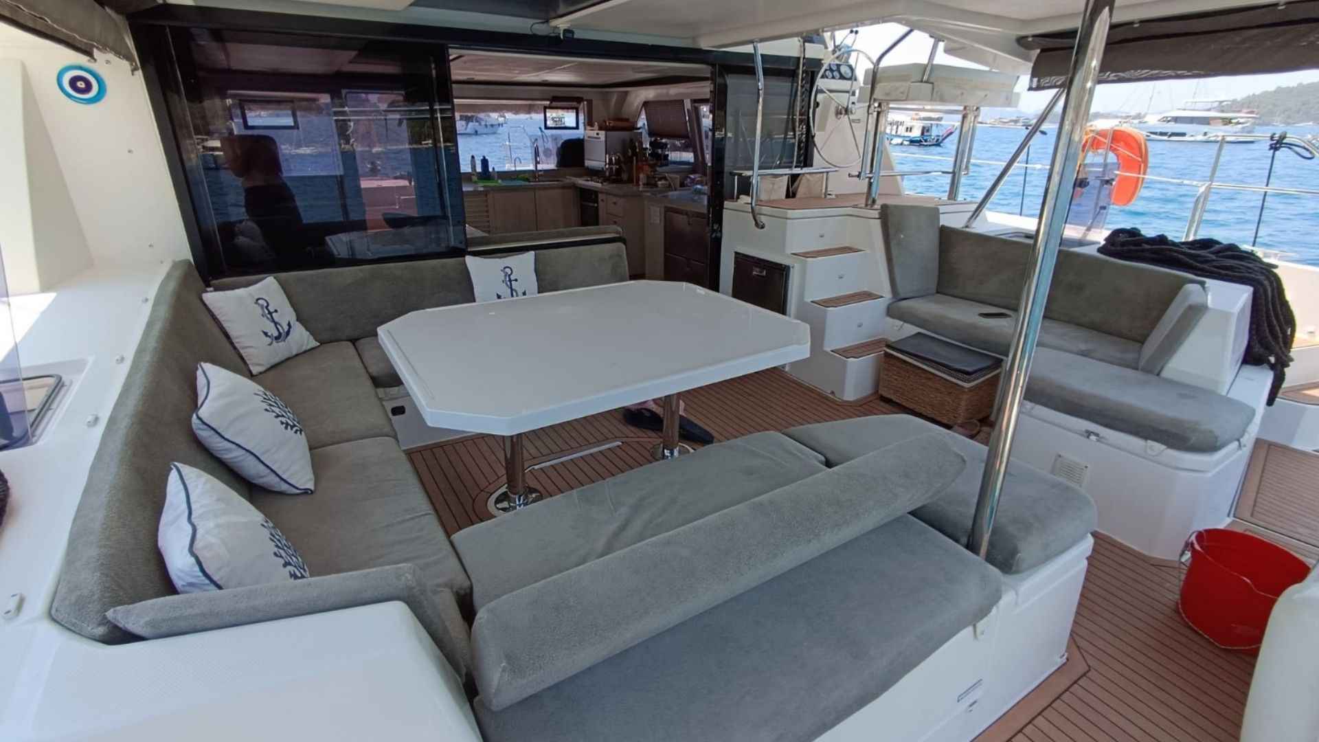 Leopard 45 Katamaran ile Konforlu ve Lüks Mavi Yolculuk