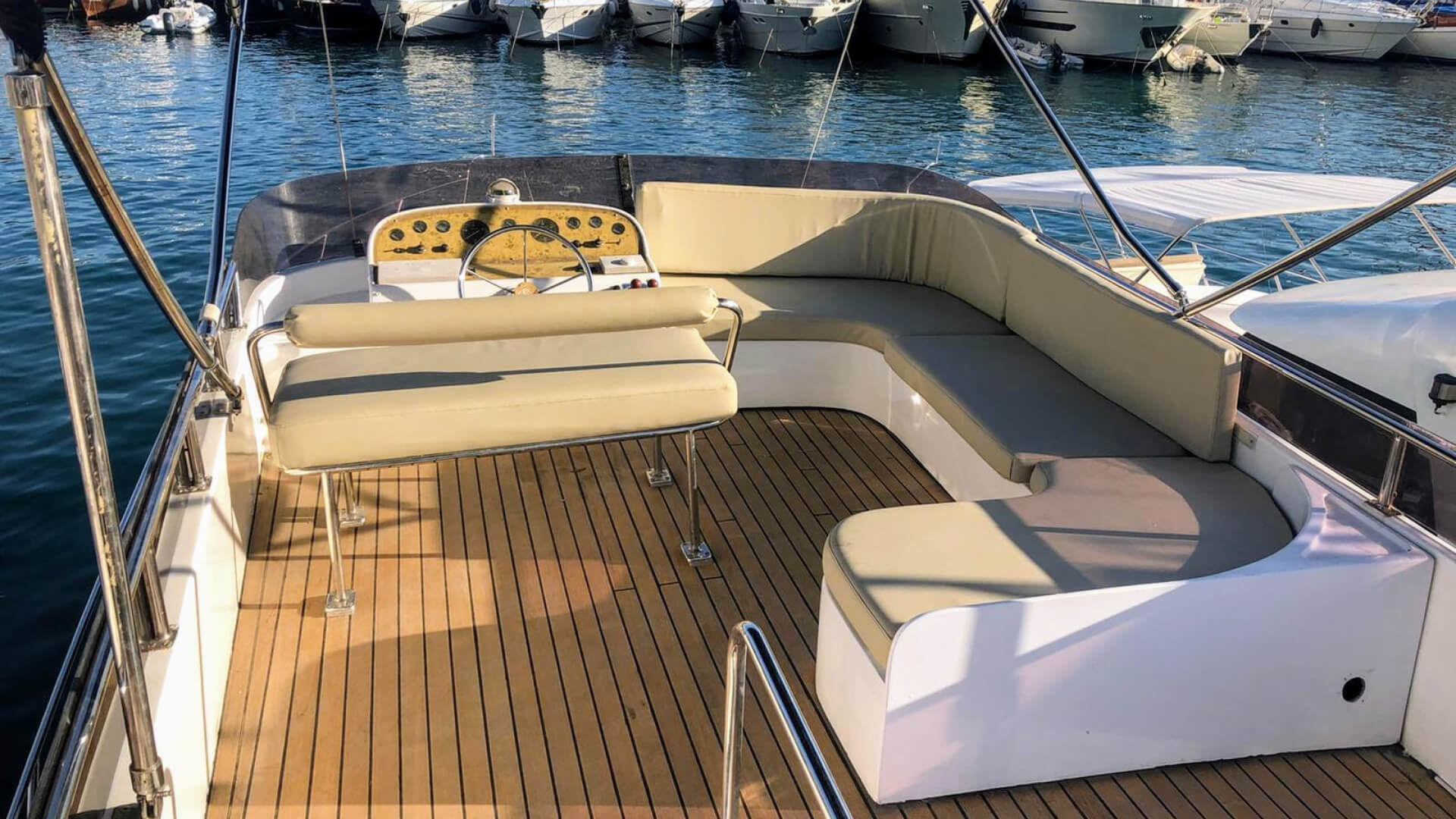 Göcek Lux Motoryat Özel Yapım 2 Kabin 15 Metre