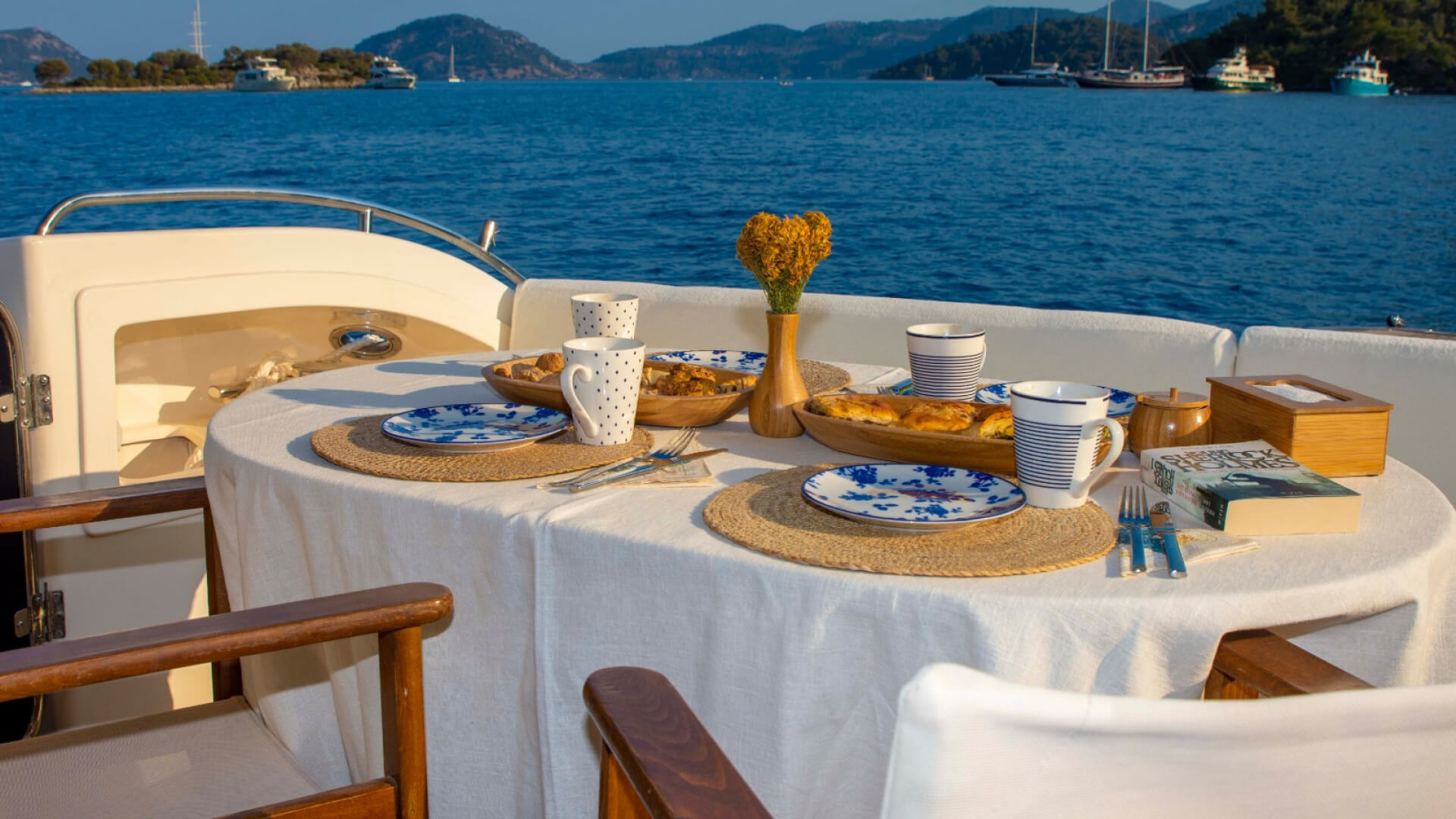Göcek Lux Motoryat Princess 56 - 3 Kabin 18 Metre