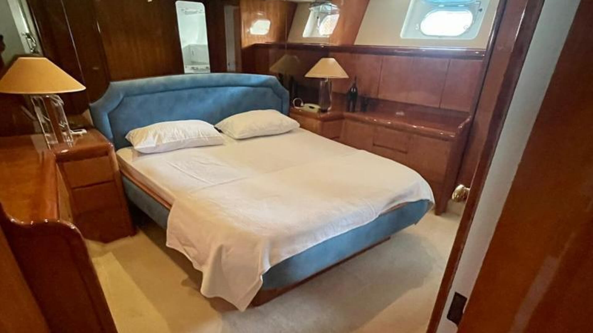 Göcek Delux Motoryat Falcon 80 - 4 Kabin 26 Metre