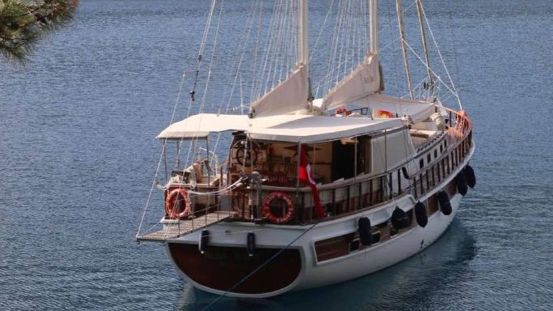 Göcek Standart Konaklamalı Gulet  8 Kişi 22 Metre