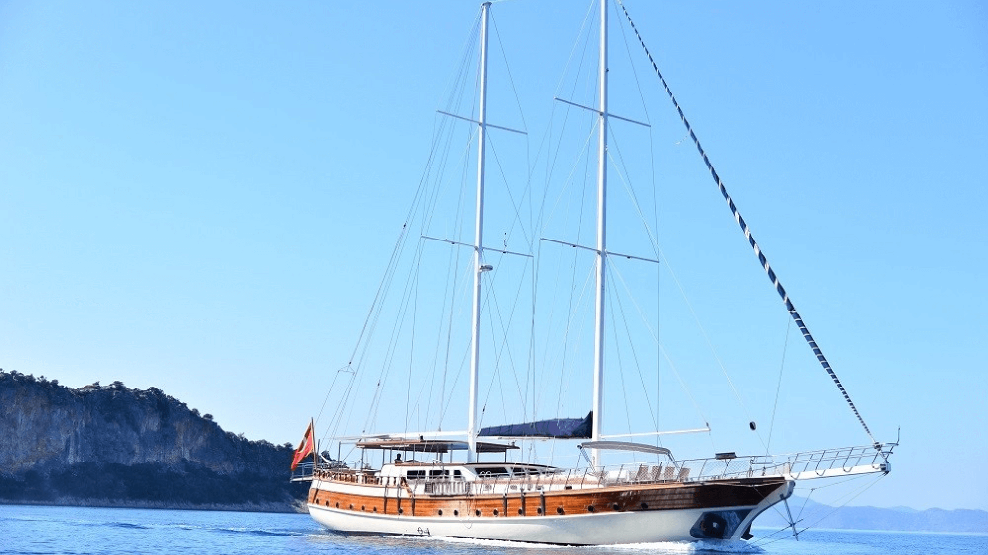 Göcek Gulet Kiralama 6 Kabin 30 Metre 