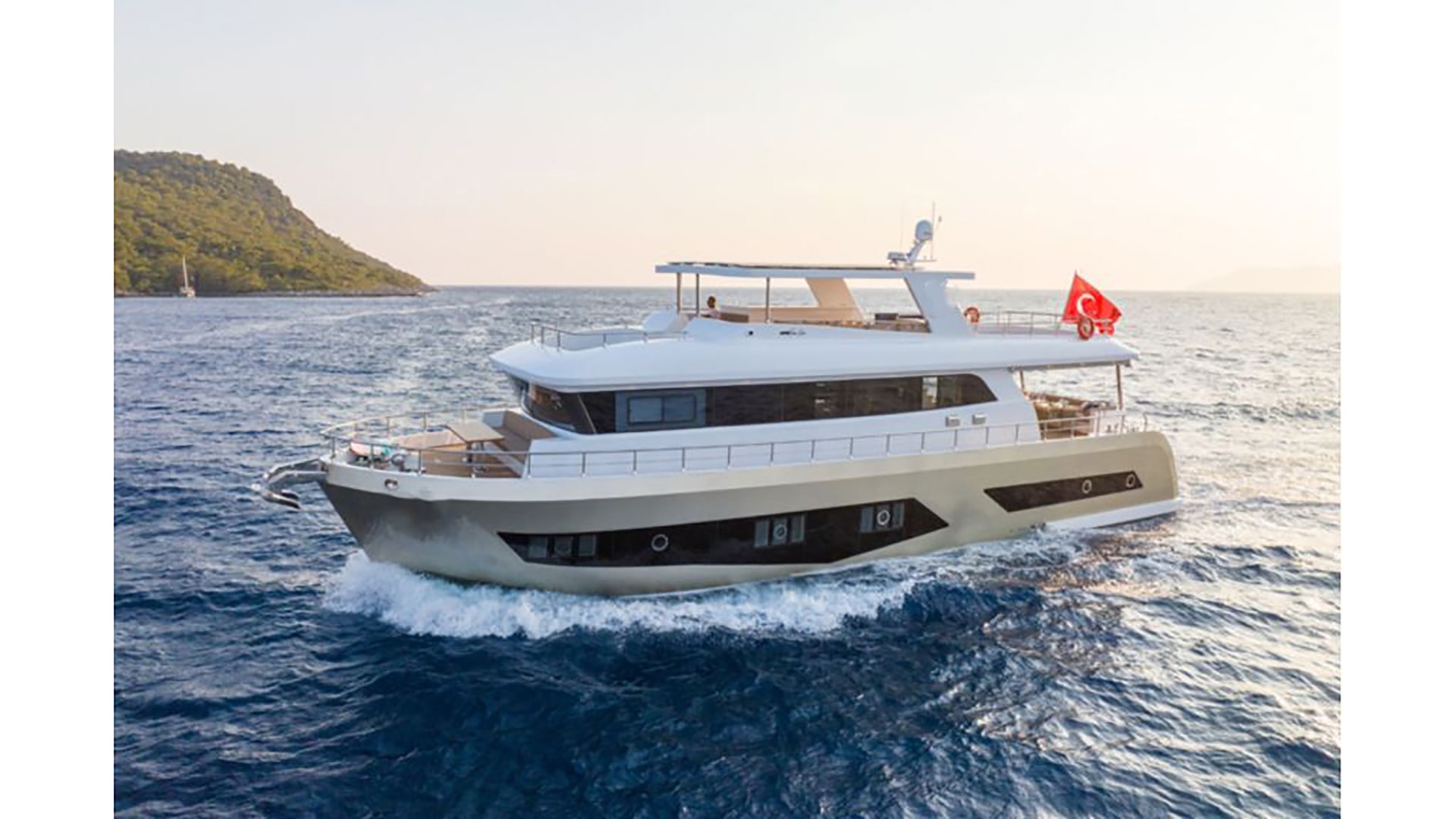Fethiye Göcek Trawler Kiralama 4 Kabin 9 Kişilik 2023 Model 24 Metre