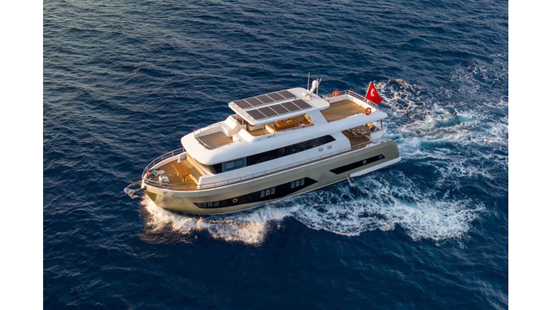 Fethiye Göcek Trawler Kiralama 4 Kabin 9 Kişilik 2023 Model 24 Metre