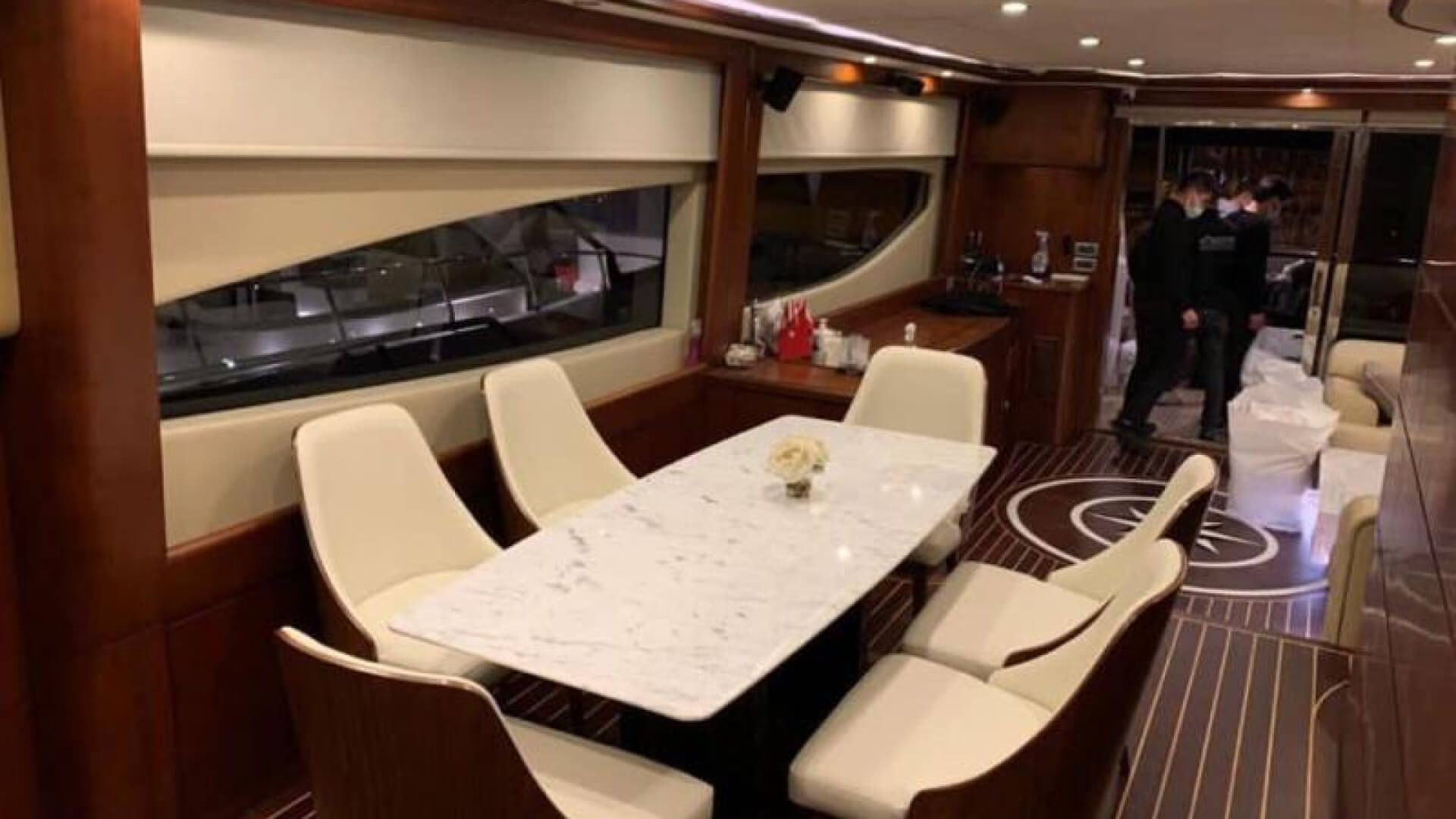 Delux Motoryat Boğaz Turu 4 Kabin 26 Metre