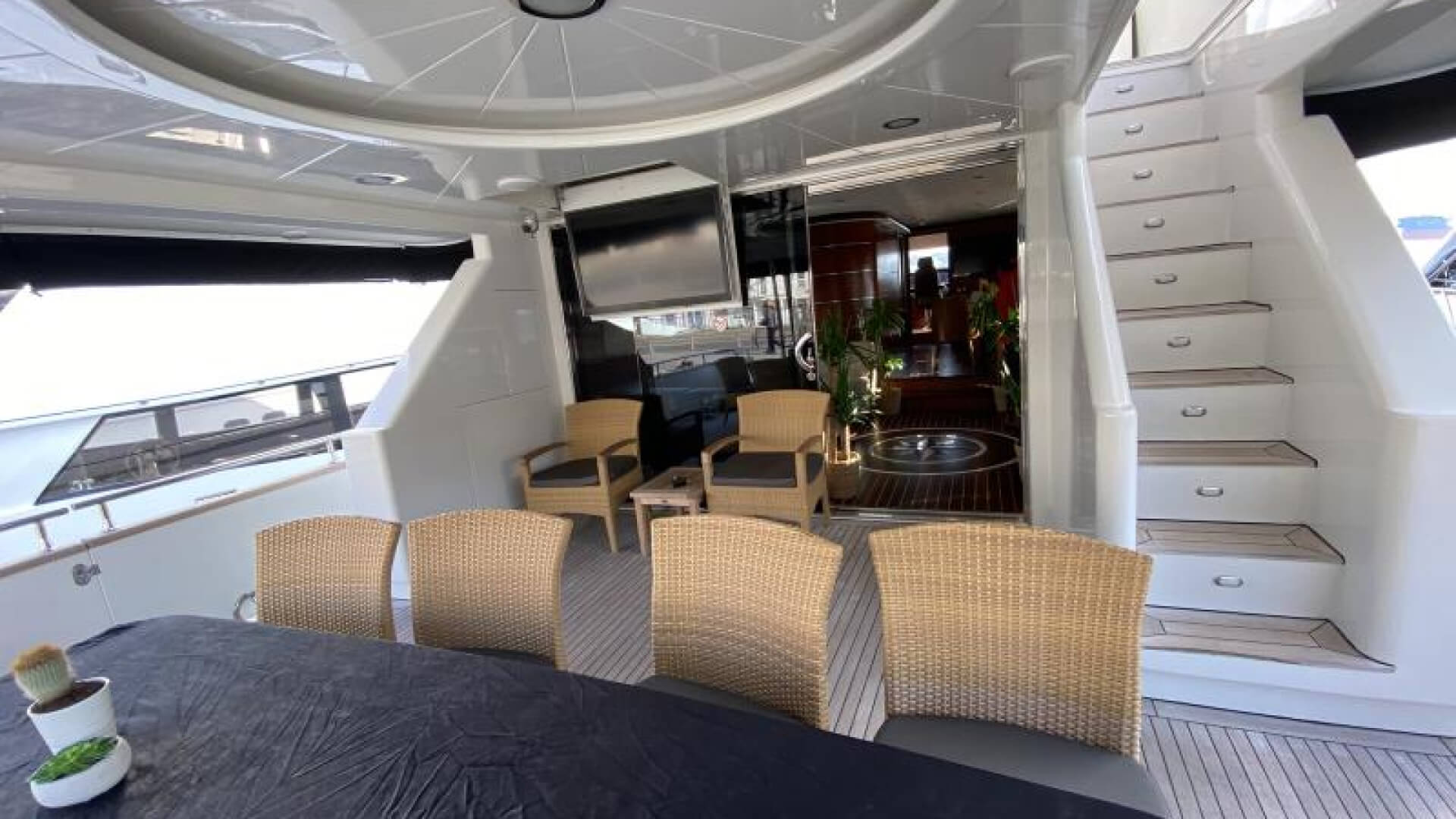 Delux Motoryat Boğaz Turu 4 Kabin 26 Metre