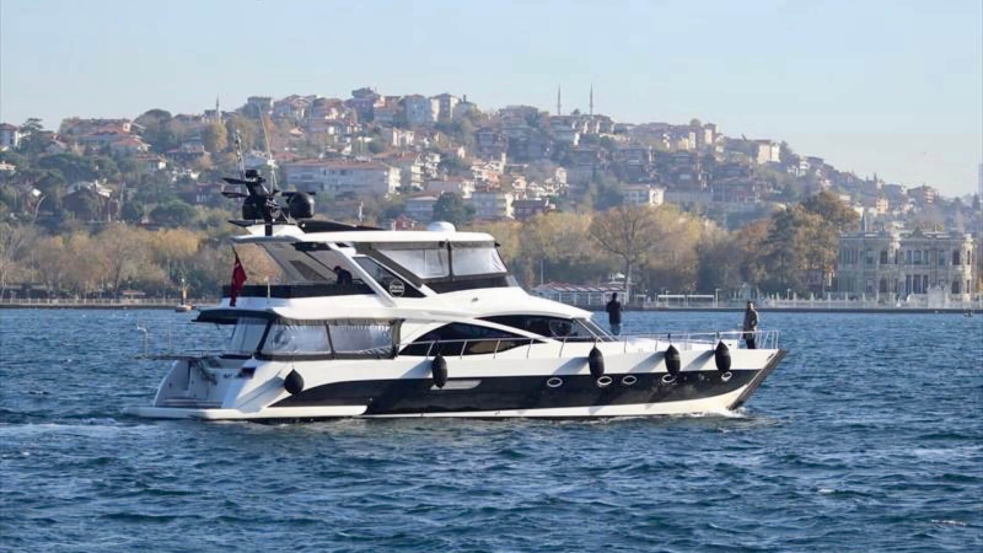 Delux Motoryat Boğaz Turu 2 Kabin 23 Metre