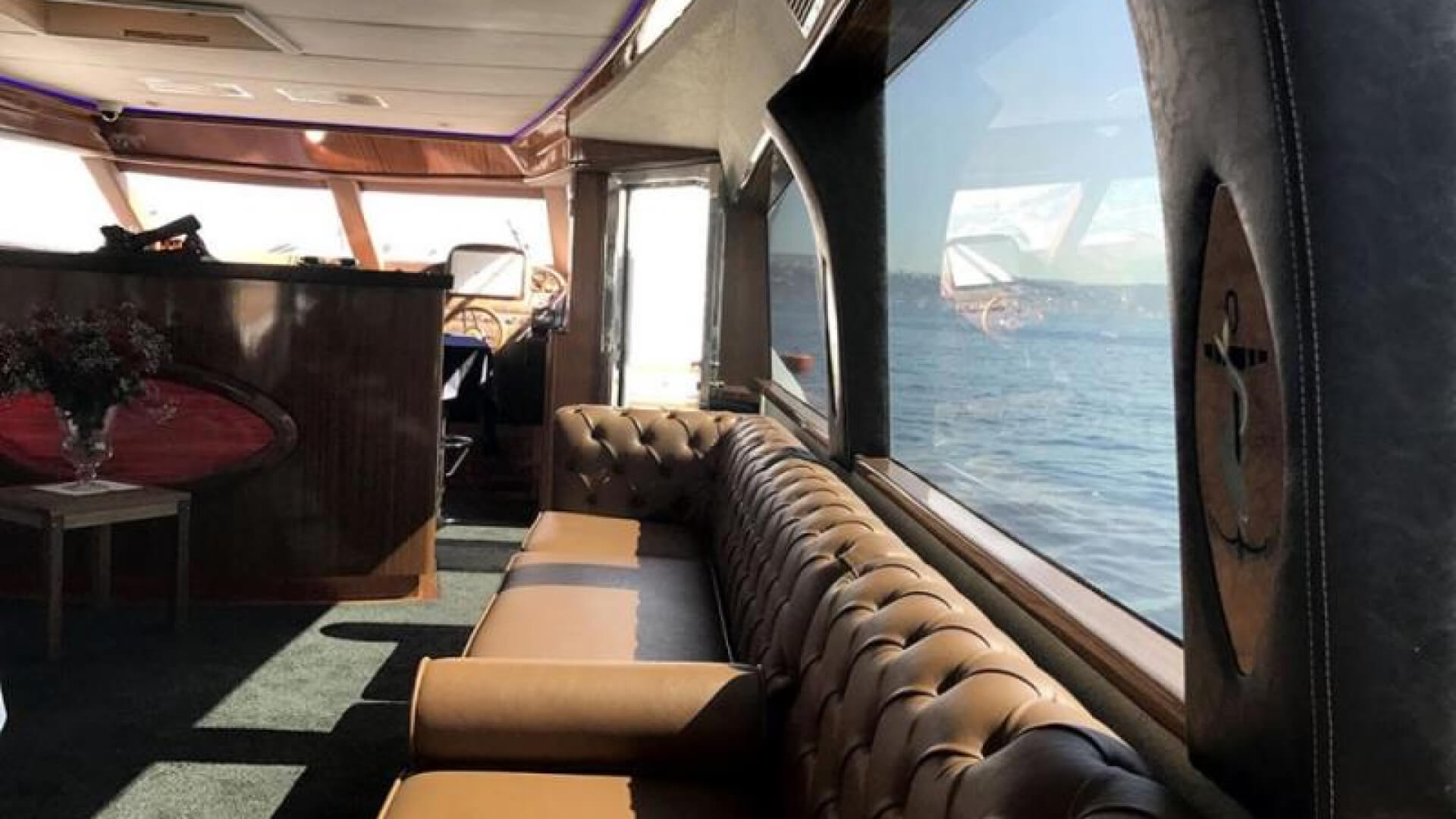 Delux Motoryat Boğaz Turu 2 Kabin 24 Metre