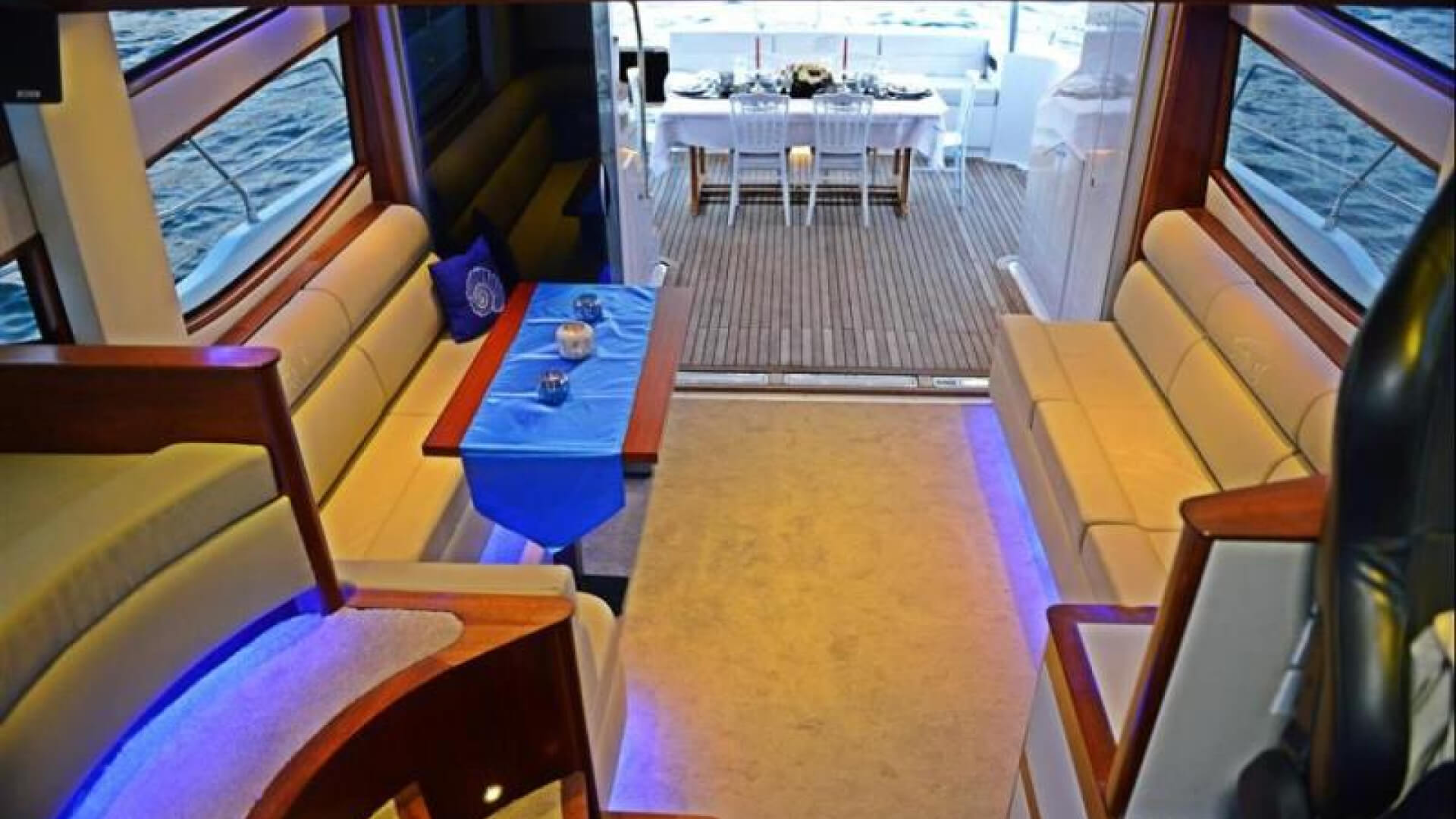 Delux Motoryat Boğaz Turu 1 Kabin 22 Metre