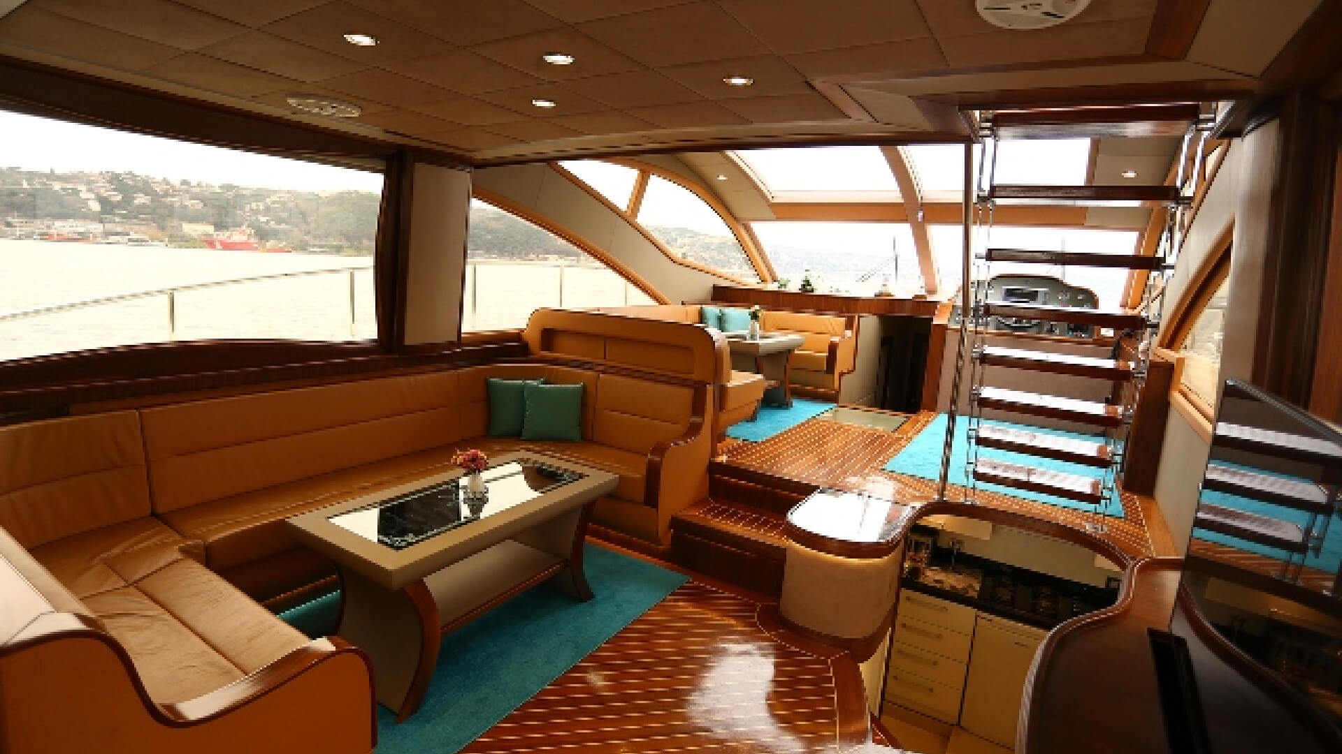 Delux Motoryat Boğaz Turu 25 Metre 3 Kabin