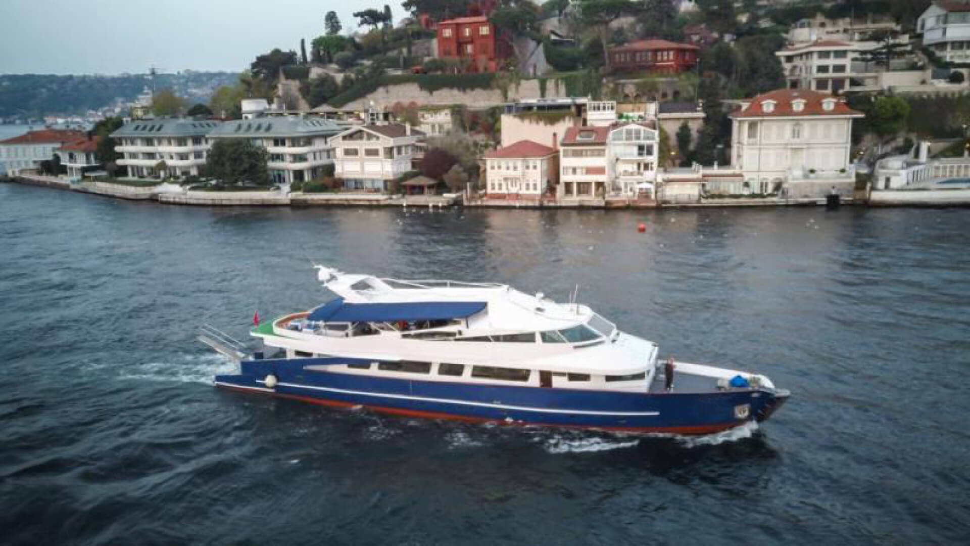 Saatlik Davet teknesi Kiralama 80 Kişilik 34 Metre