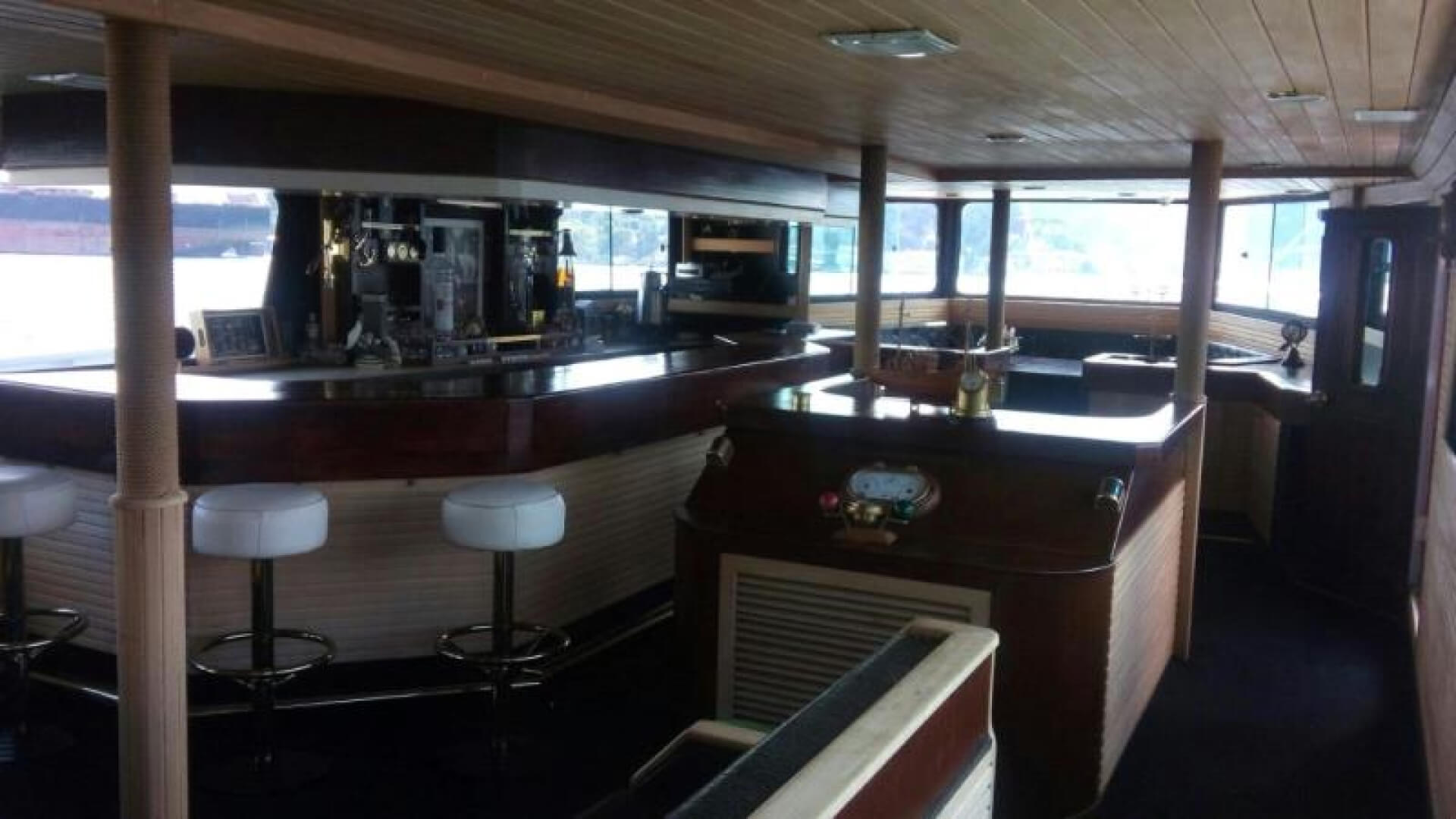 Saatlik Davet teknesi Kiralama 80 Kişilik 34 Metre