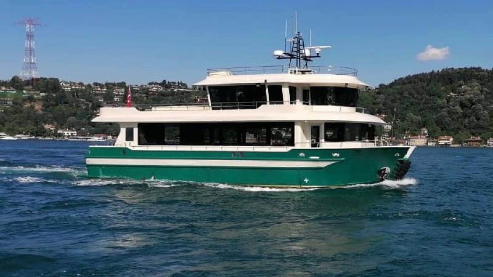 Saatlik Davet Teknesi kiralama 120 Kişilik 24 Metre