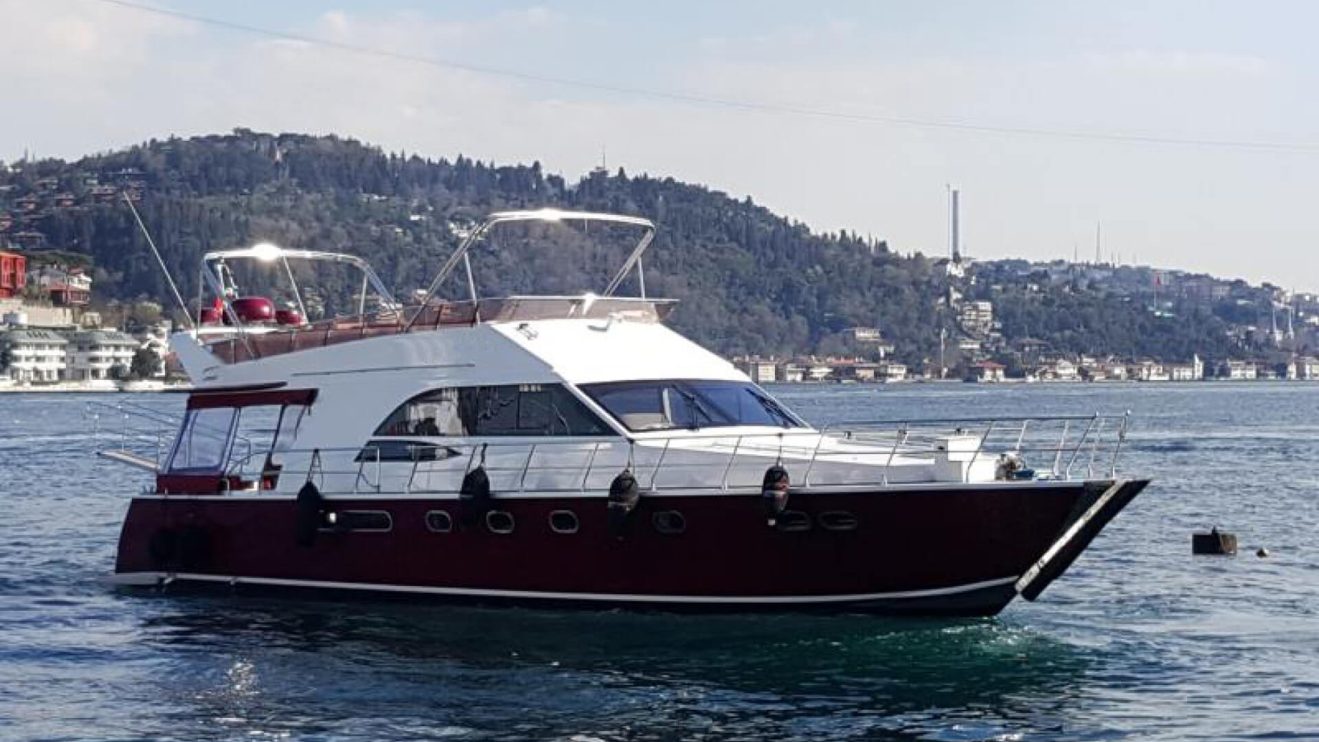 İstanbul Boğaz Turu Motoryat Kiralama 18 kişi 20 Metre