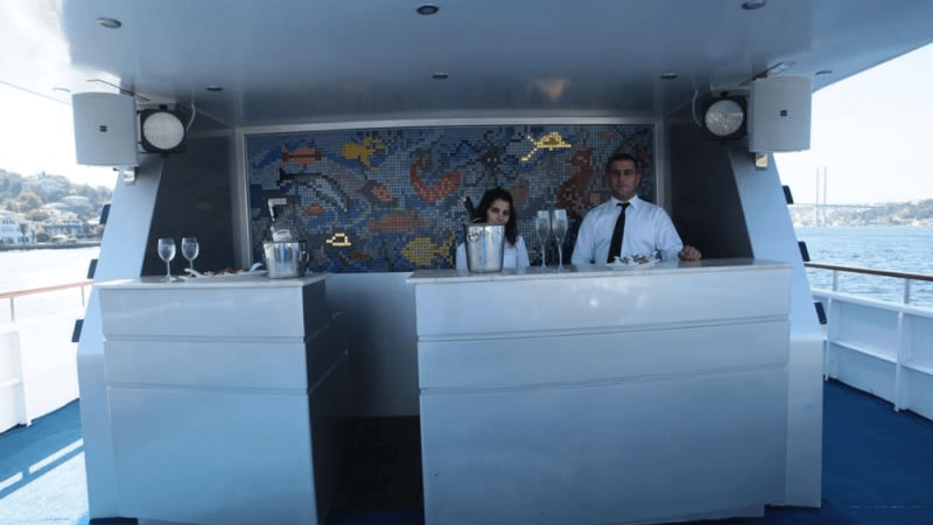 Saatlik Davet Teknesi 100 Kişilik 32 Metre 