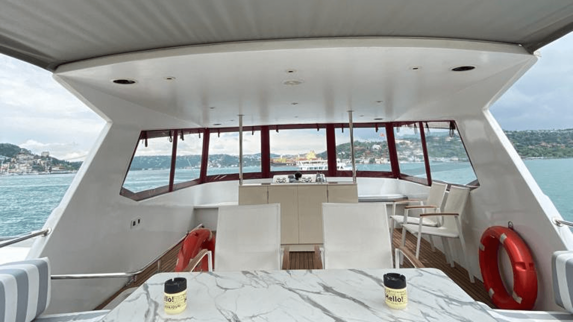 İstanbul Boğaz Turu Motoryat Kiralama 12 Kişilik 16 Metre