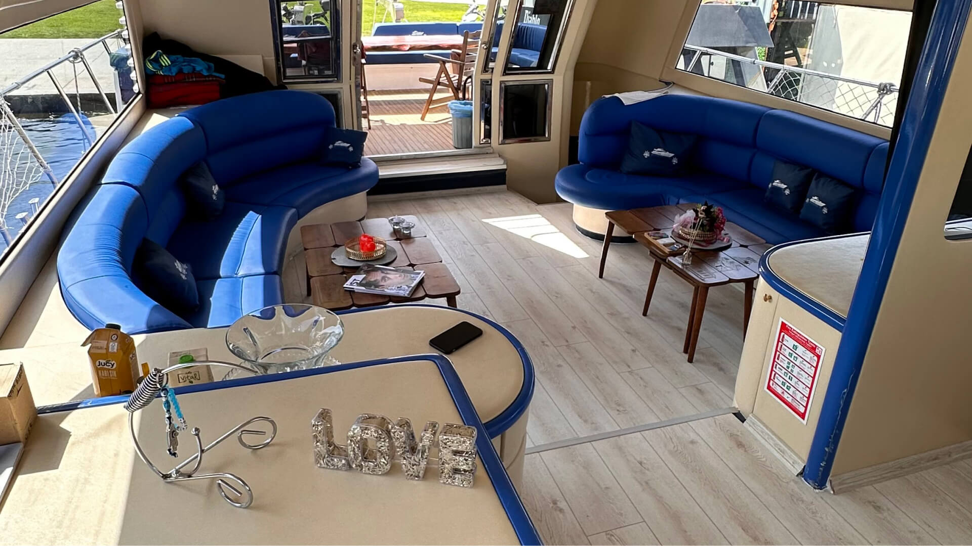 İstanbul Kiralık Motoryat 5 Kabin 24 Metre