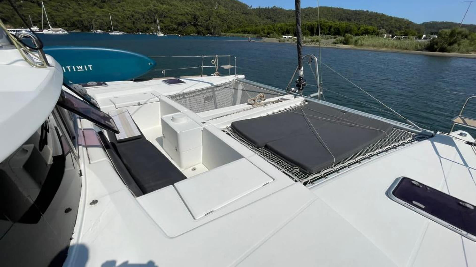 Kiralık Delux Lagoon 440