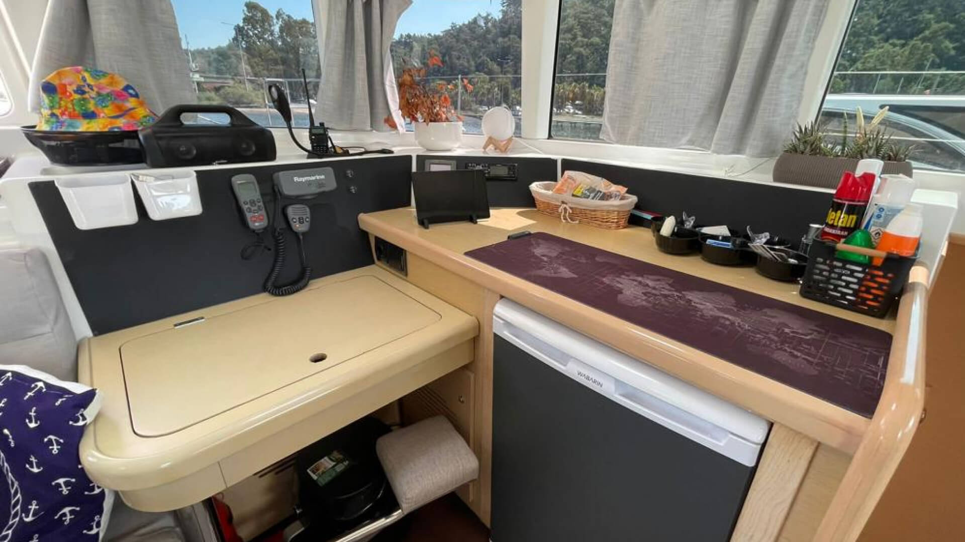 Kiralık Delux Lagoon 440