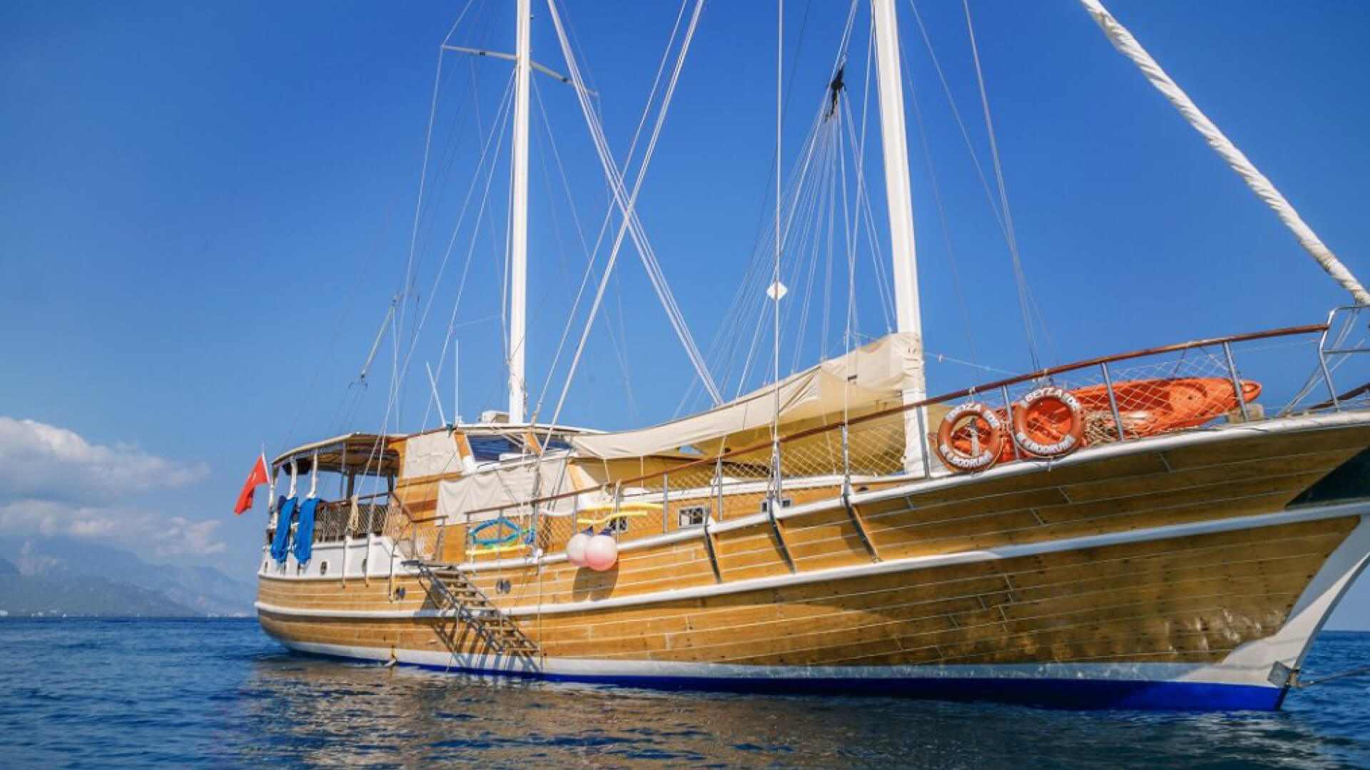 Kemer Kiralık  Lux Gulet 9 Kabin 27 Metre