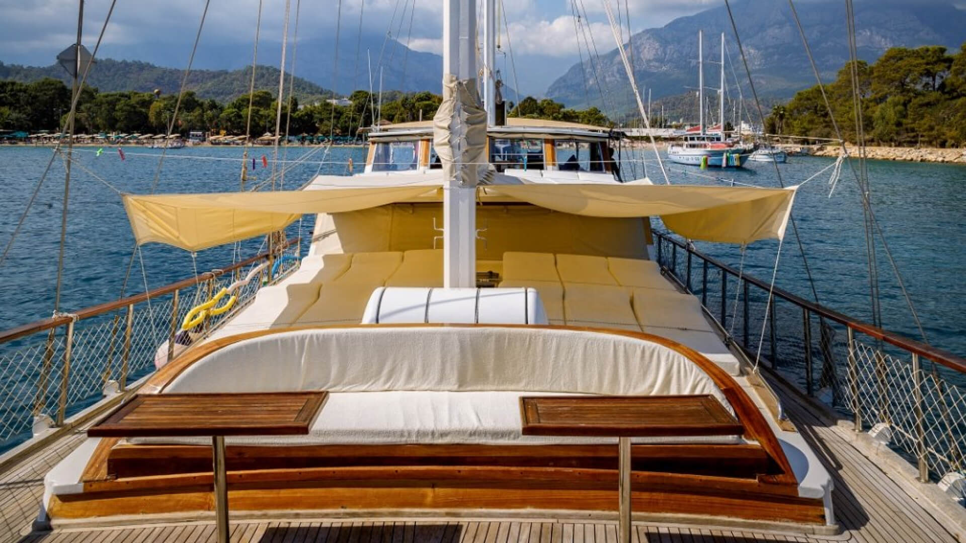 Kemer Kiralık  Lux Gulet 9 Kabin 27 Metre
