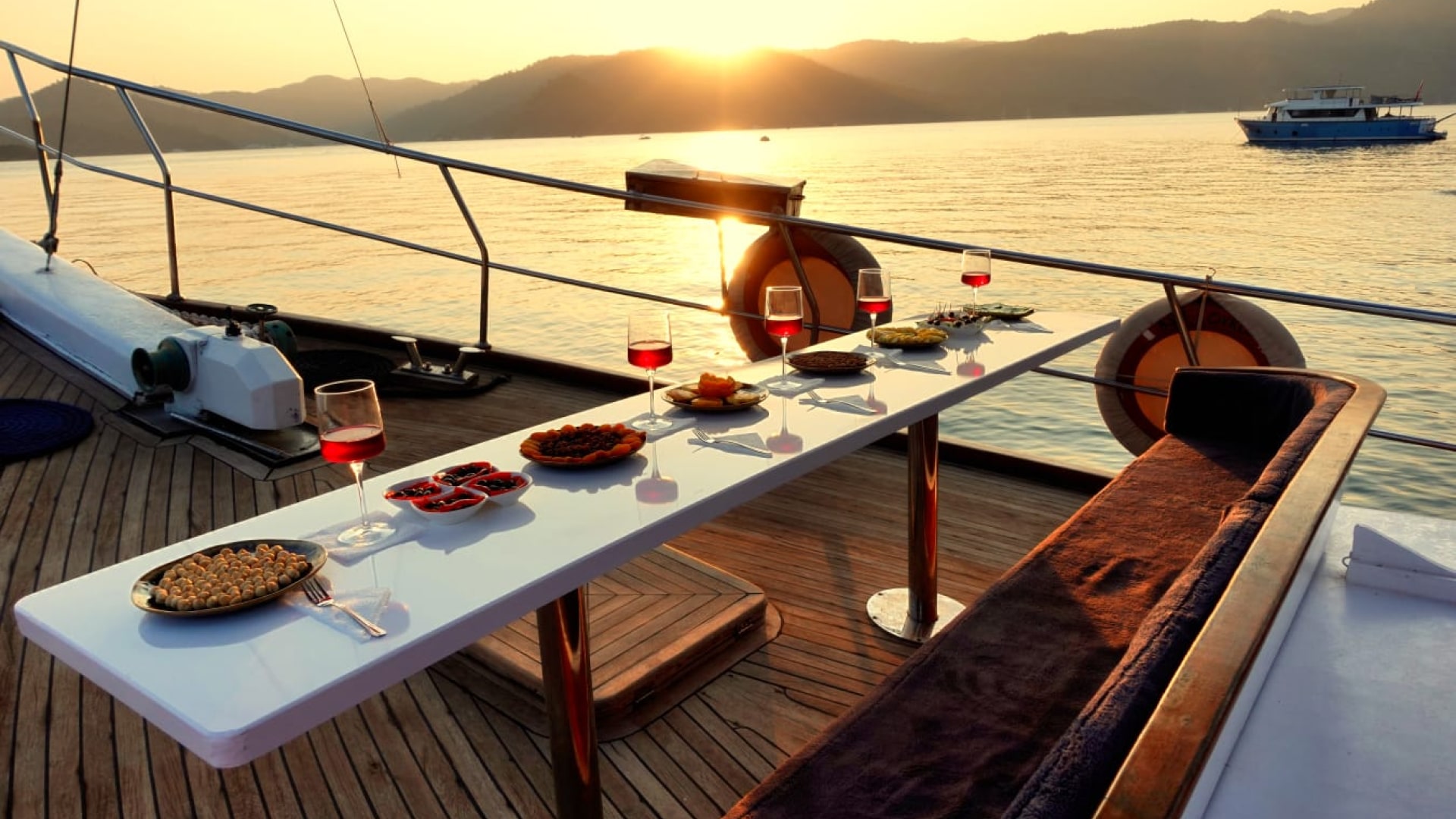 Göcek Kiralık Lux Gulet 4 Kabin 21 Metre