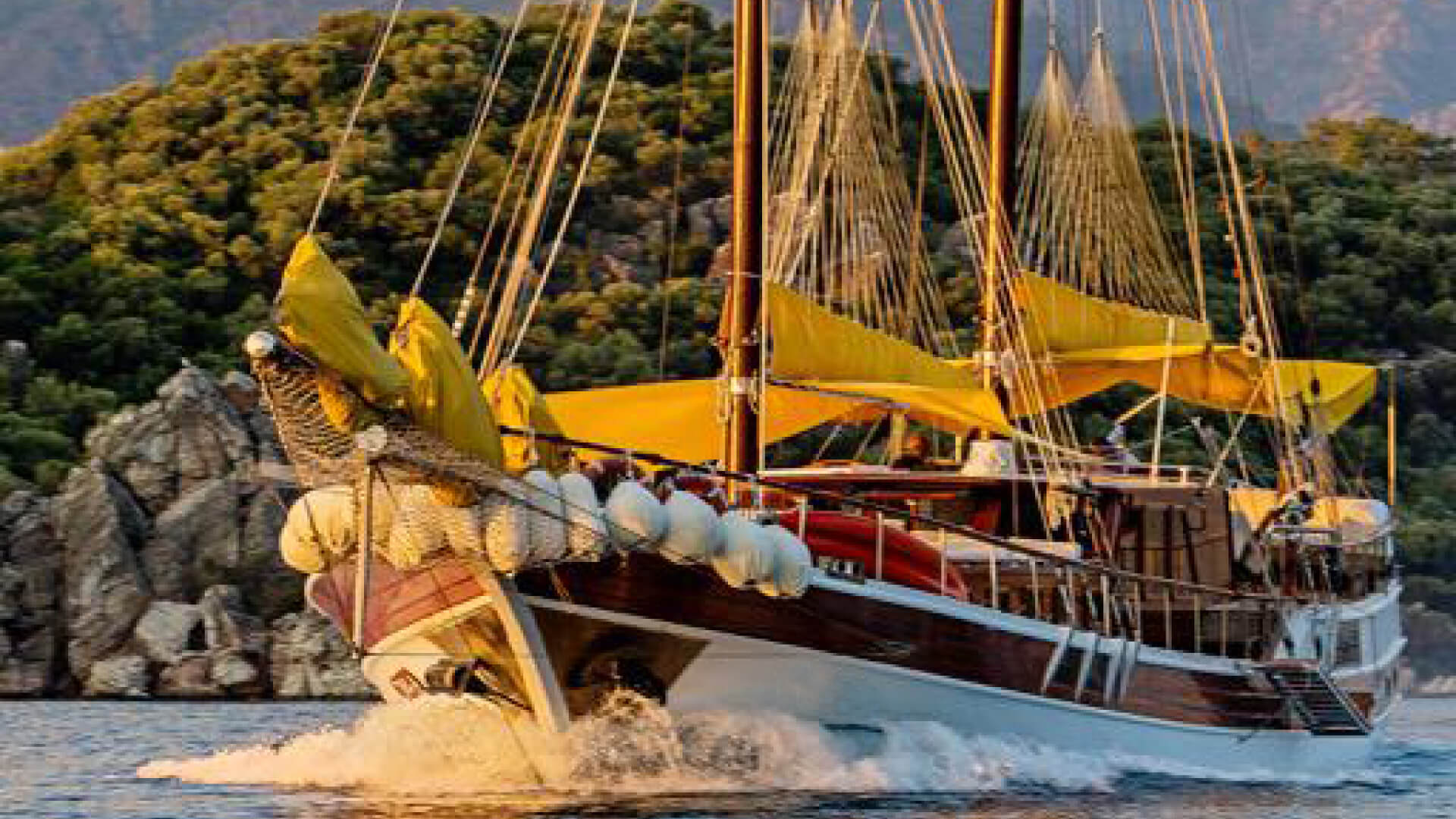 Marmaris Delux Gulet 6 Kabin 25 Metre