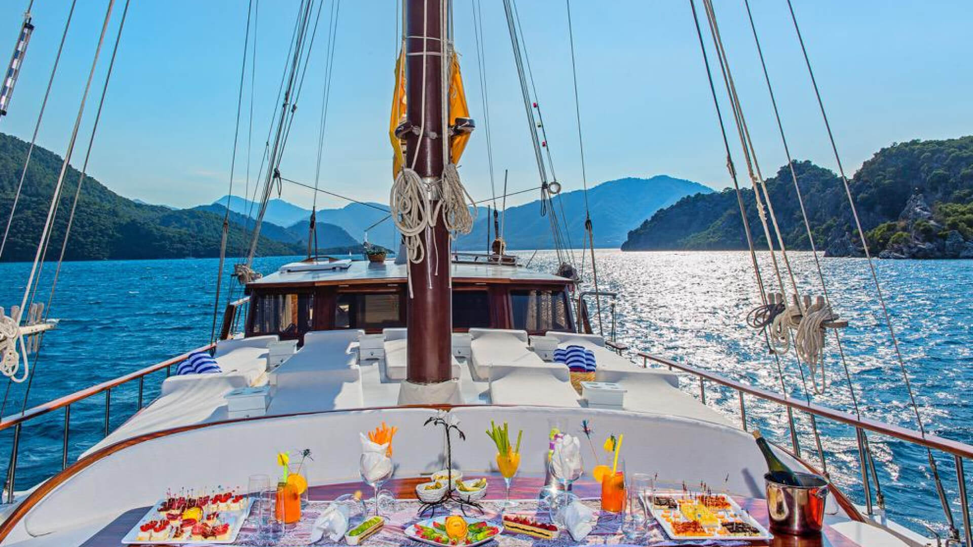 Marmaris Delux Gulet 6 Kabin 25 Metre