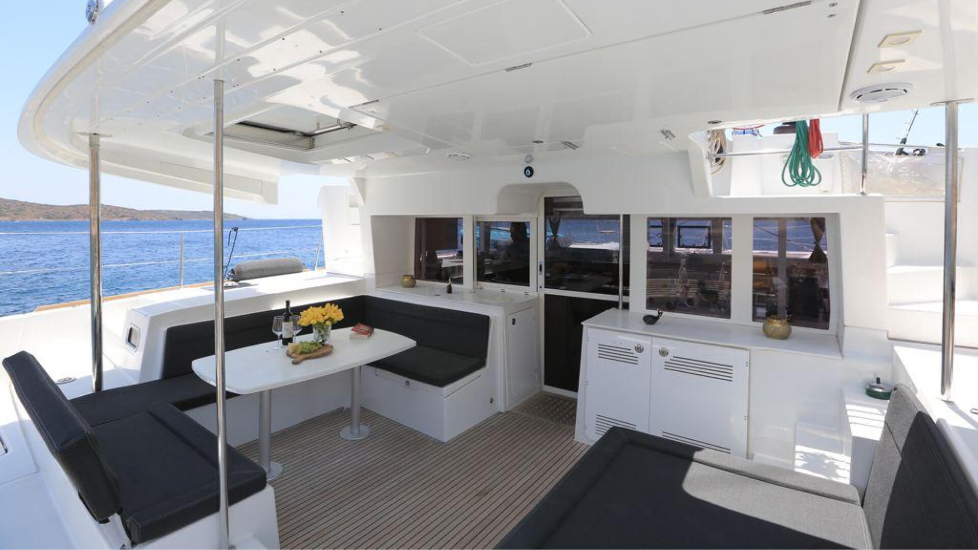 Lagoon 45 Katamaran ile Mavi yolculuk 4 Kabin 4 Duş