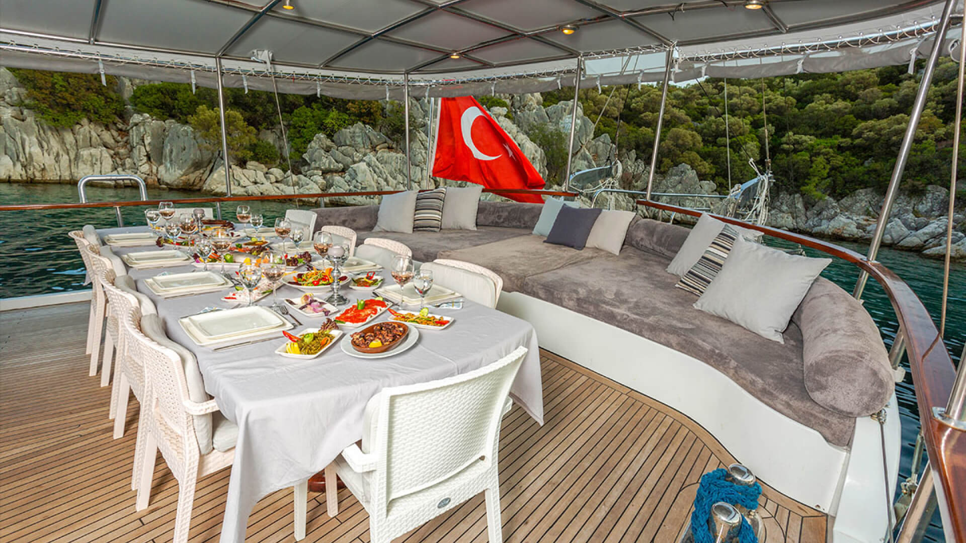 Lux Gulet Tekne Turu 5 Kabin