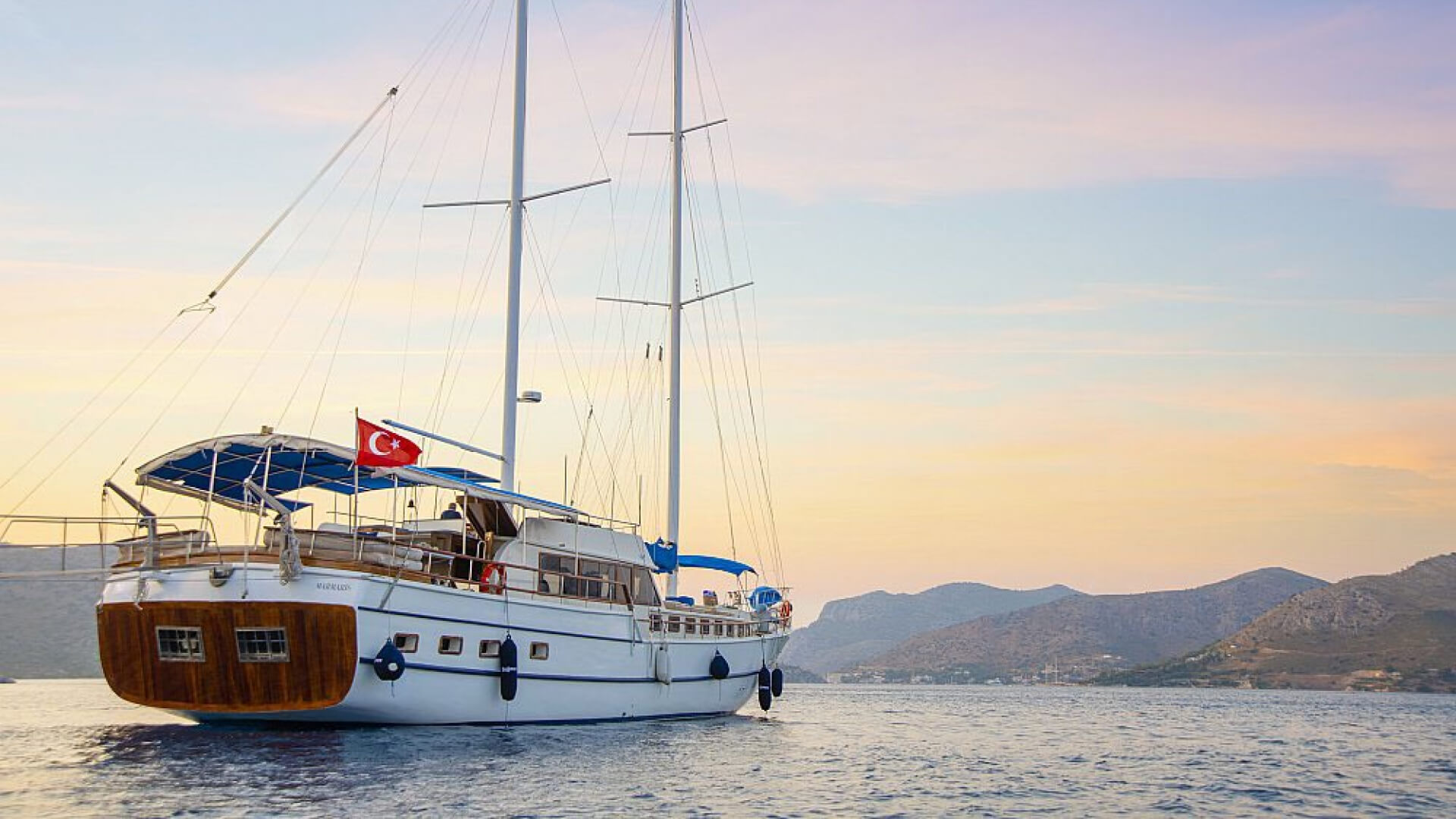 Lux Gulet Tekne Turu 7 Kabin 14 Kişilik