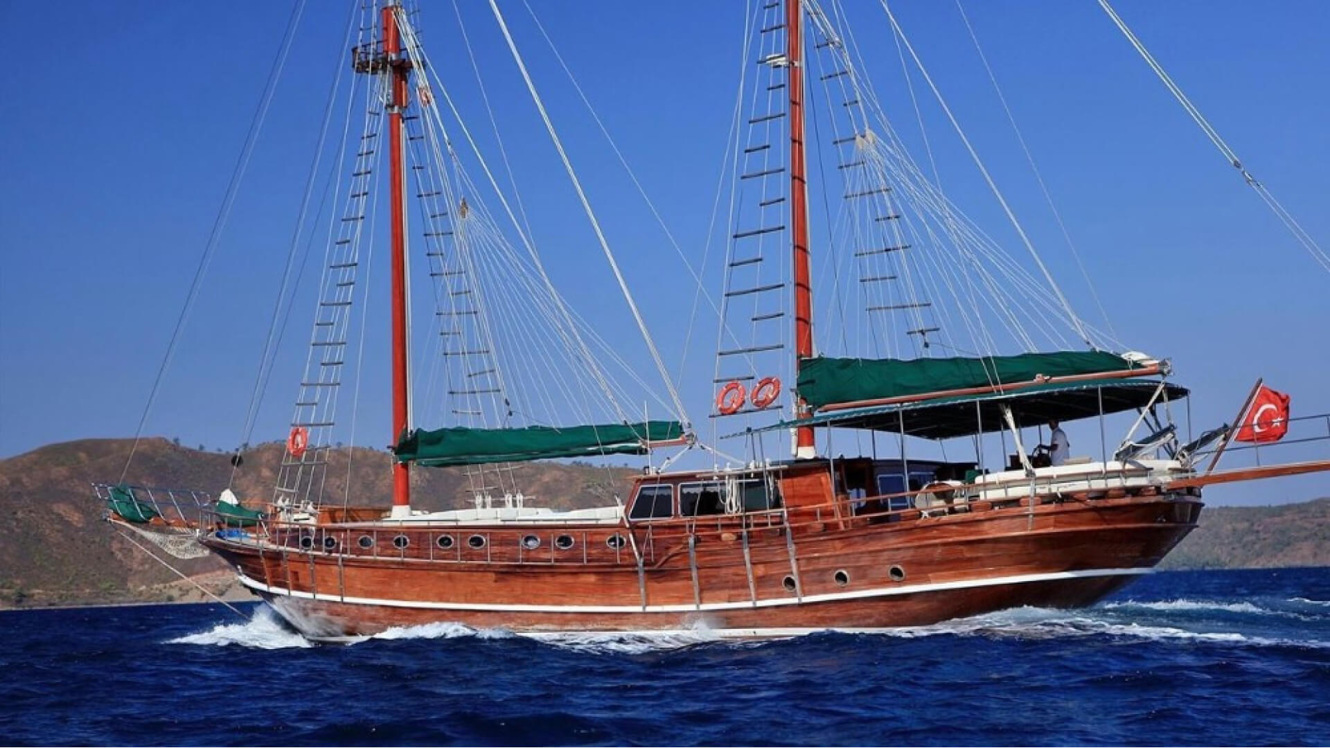 Lux Gulet kiralama 6 Kabin 28 Metre