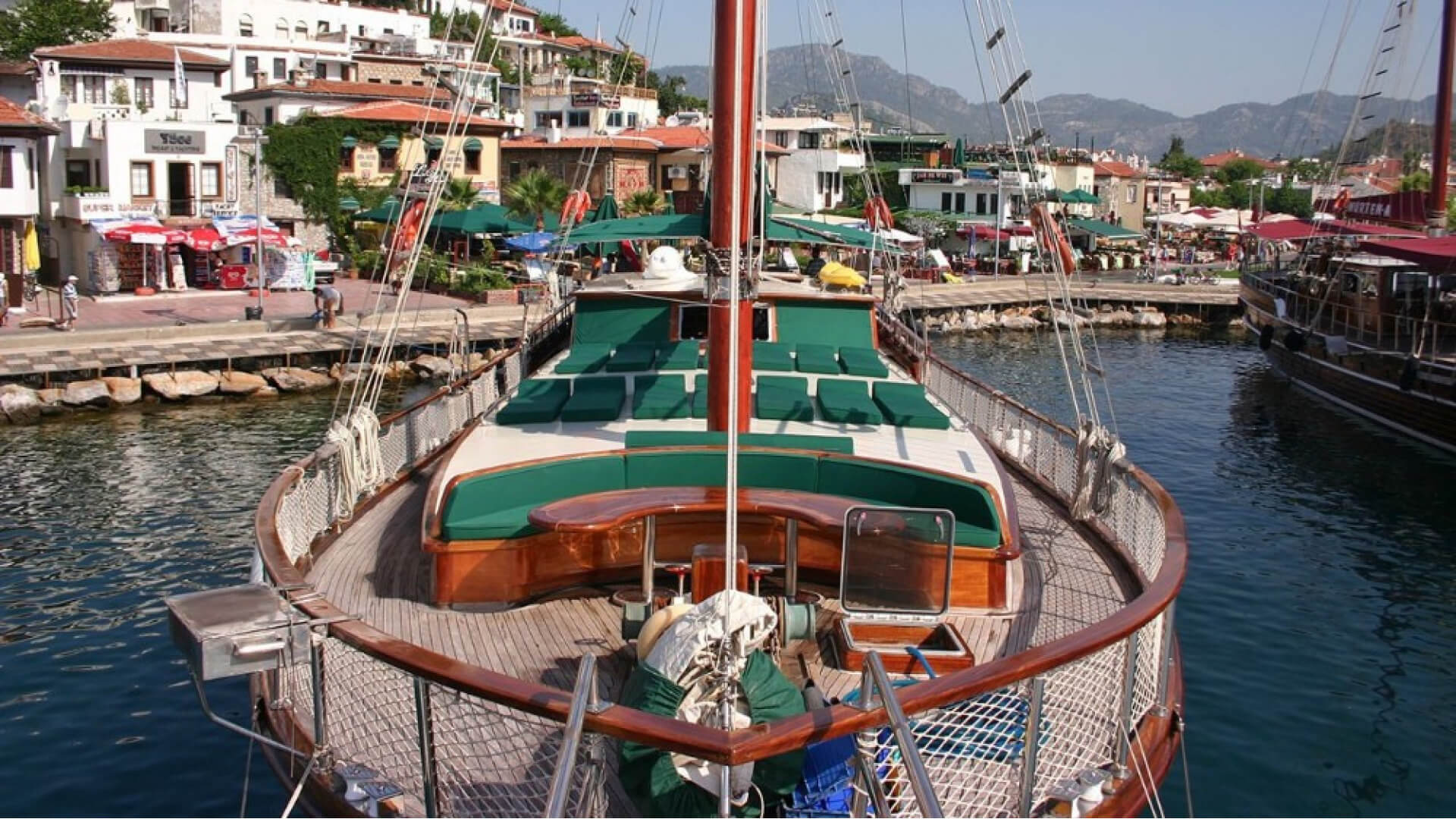 Lux Gulet kiralama 6 Kabin 28 Metre
