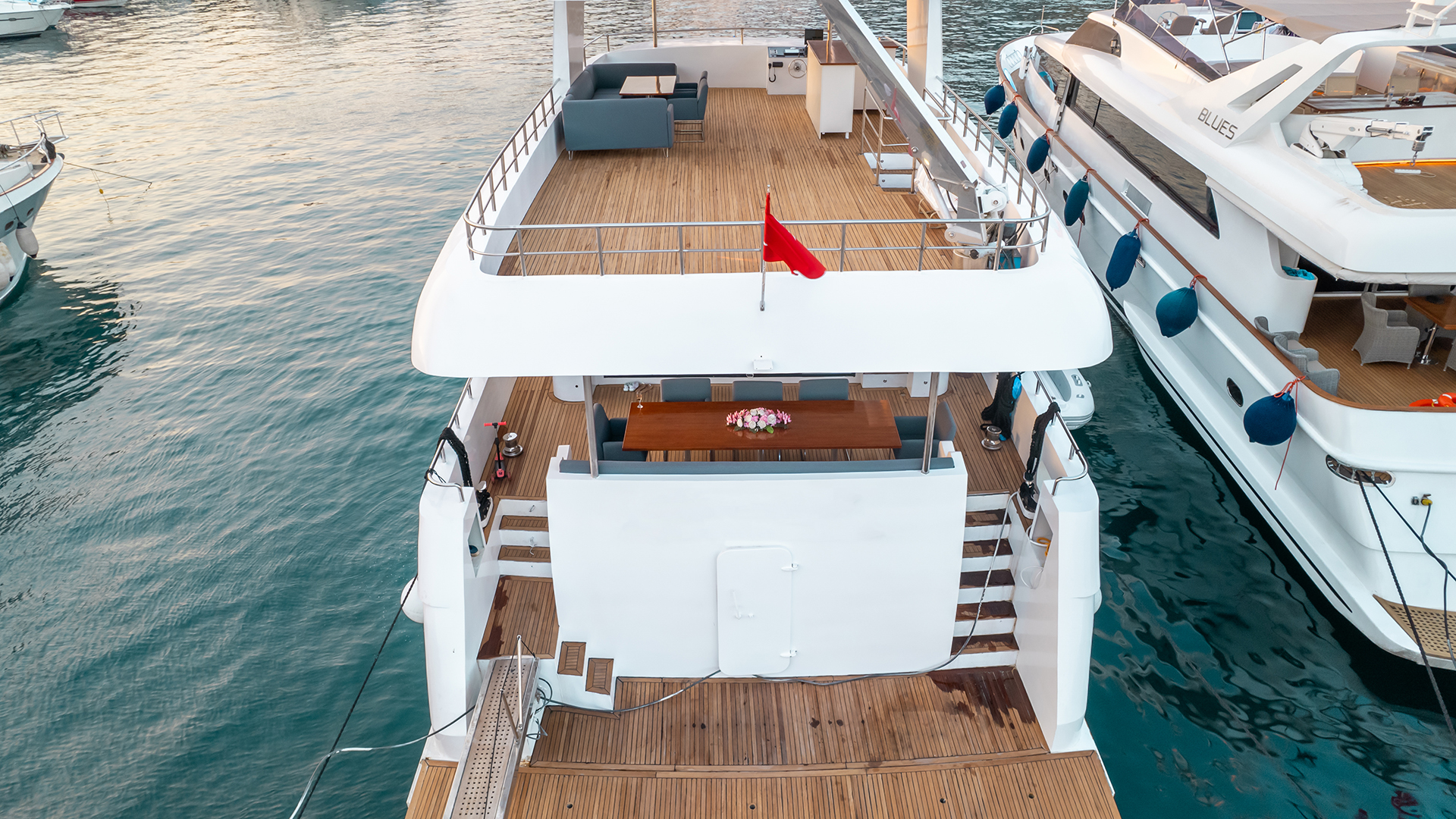 Lux Trawler Kiralama 5 Kabin 26 Metre 