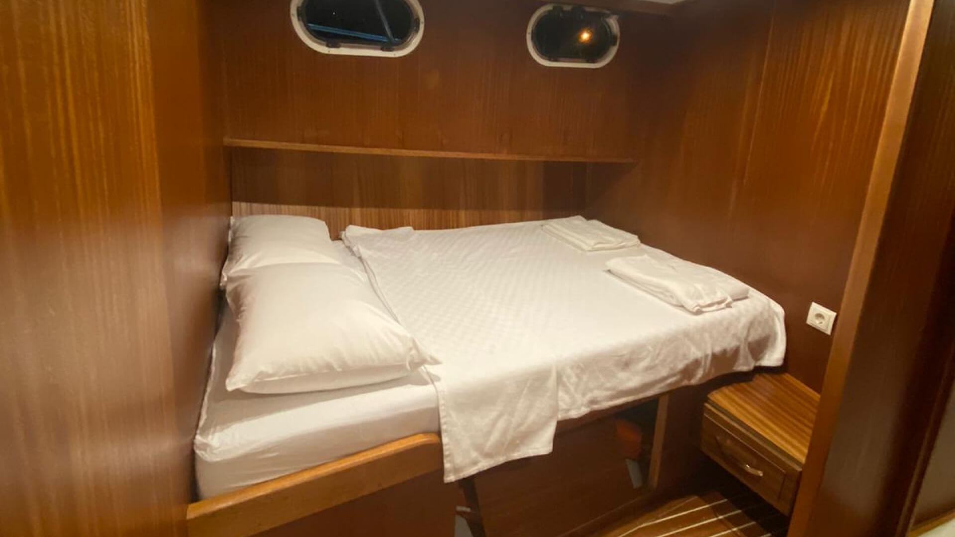Hisarönü Körfezi Tekne Tatili Kiralık Gulet 3 Kabin 16 Metre