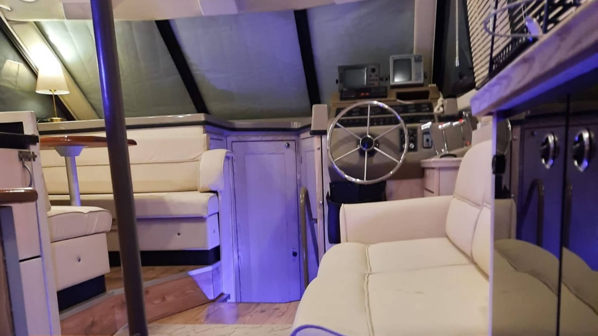 Çeşme Delux Motoryat Bayliner 3587 3 Kabin 12 Metre