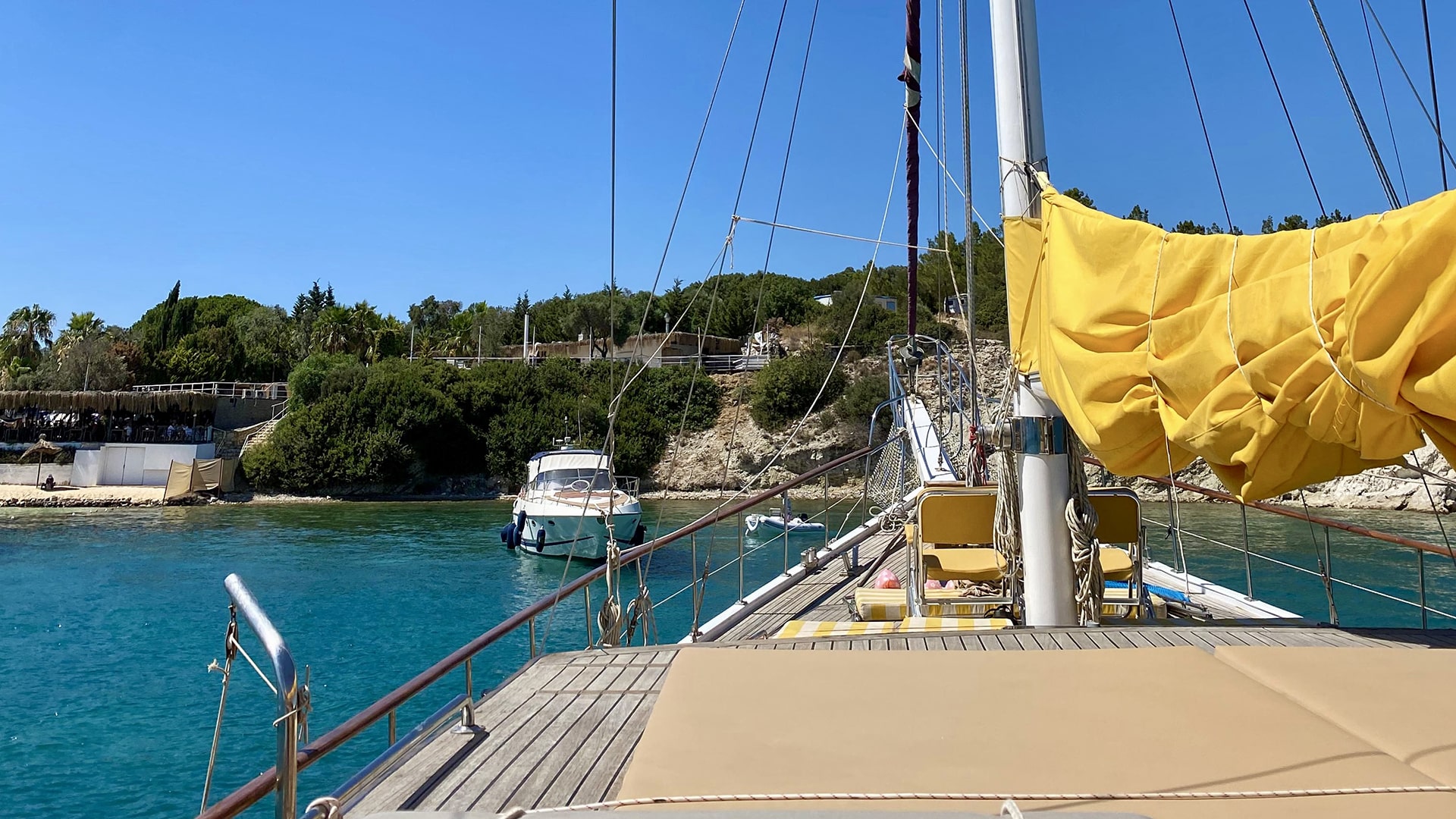 Çeşme Gulet Kiralama 5 Kabin 30 Metre