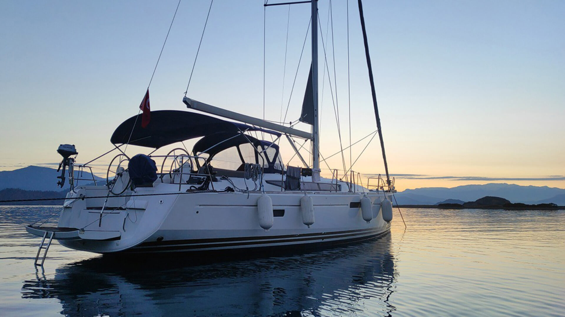 Jeanneau Sun Oddyssey 46 Göcek ve Yunan Adaları Yelken Keyfi
