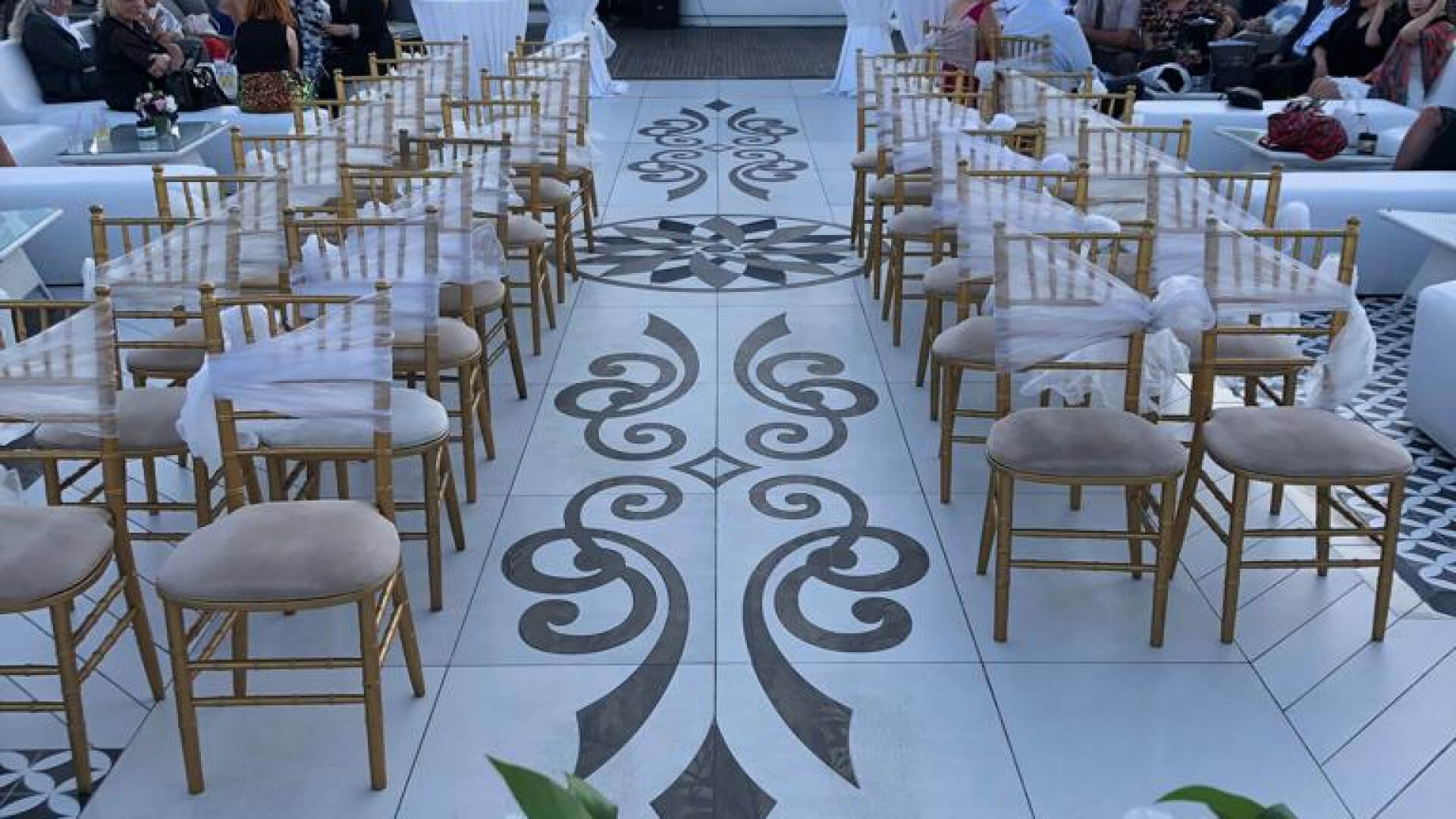 Saatlik Davet Teknesi kiralama 350 Kişi 43 Metre