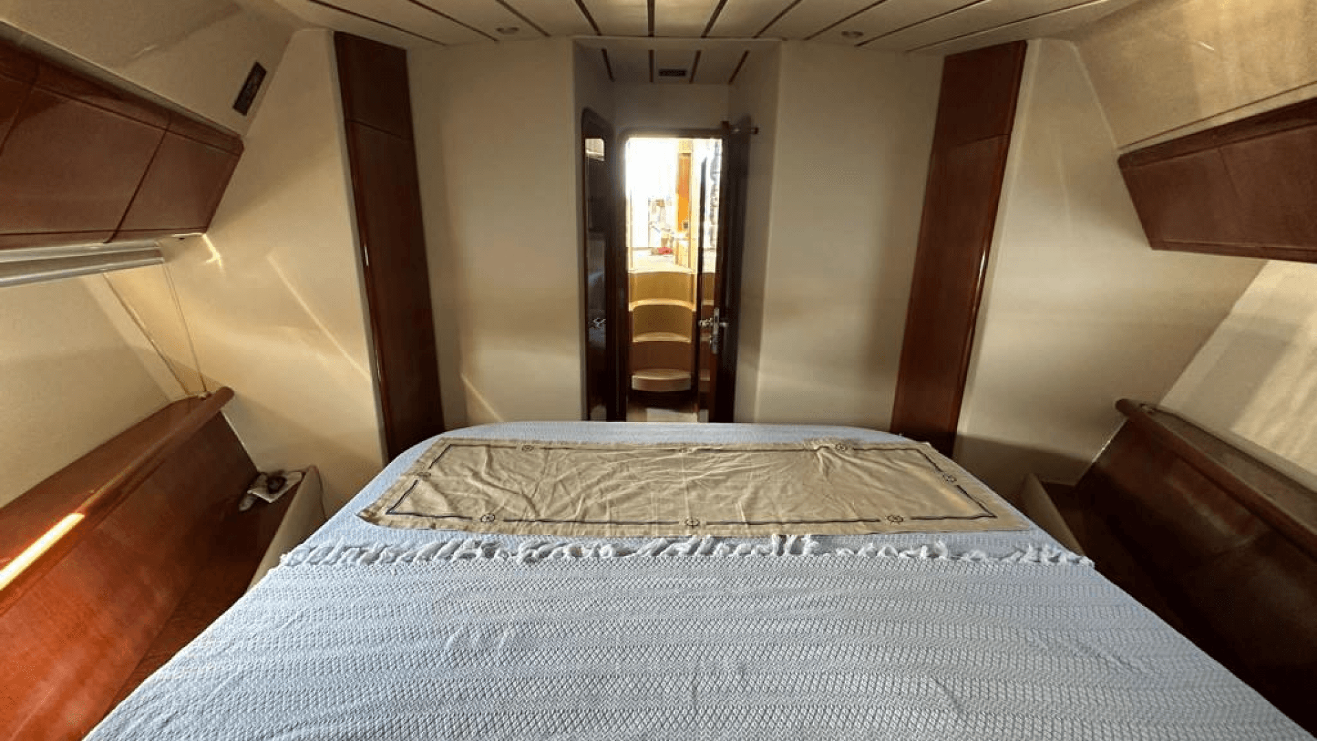 Saatlik istanbul Boğaz Turu Motoryat Kiralama 6 Kişilik 15 Metre