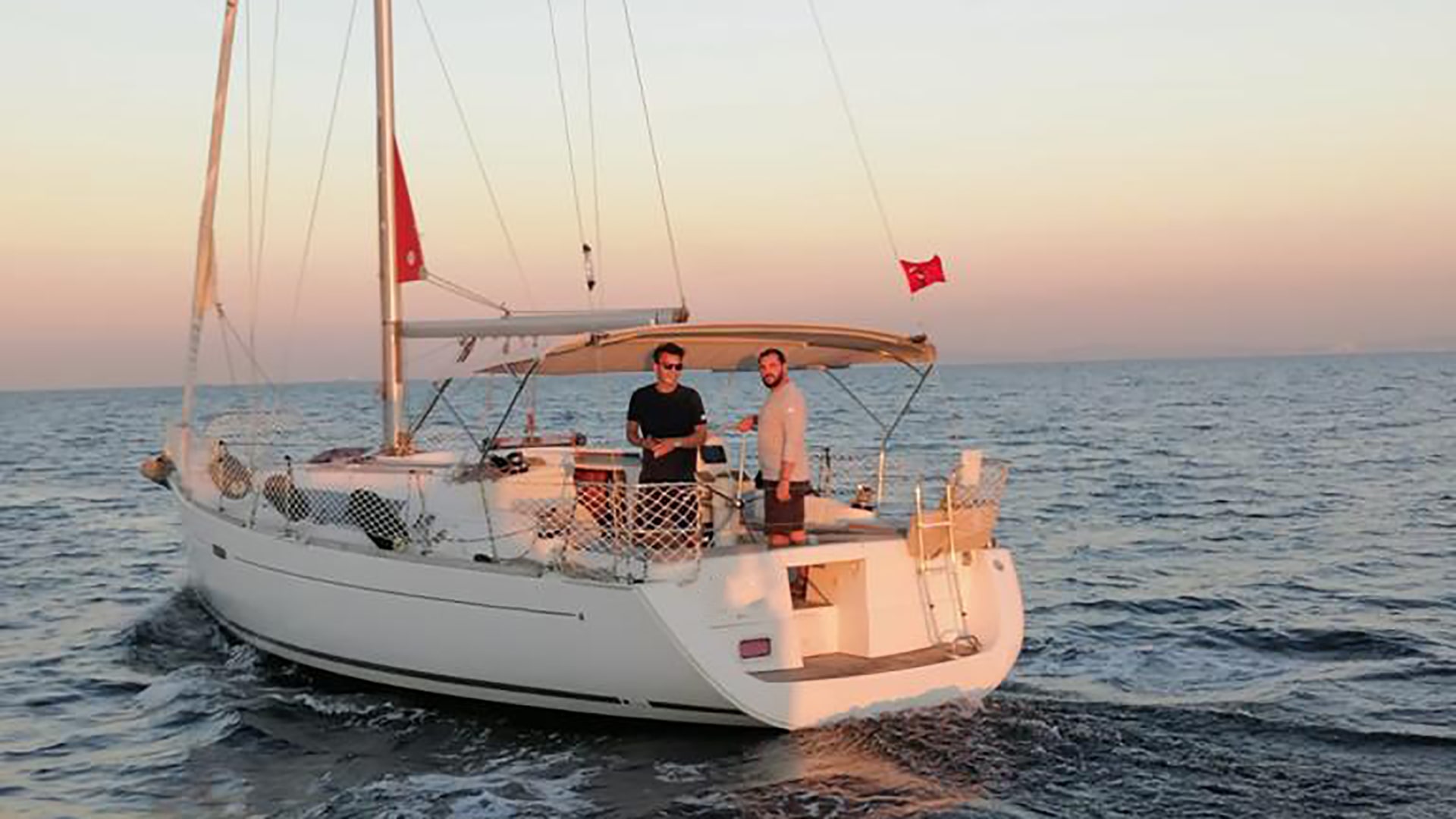 Kaptanlı Yelkenli Kiralama 3 Kabin 11 Metre